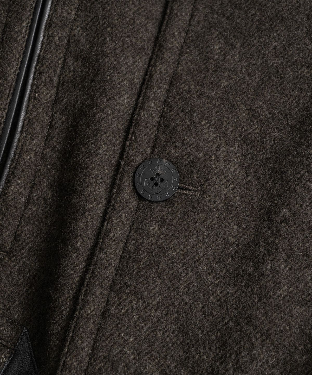 비헤비어(BEHEAVYER) BOILED WOOL NAVAL PEA COAT brown
