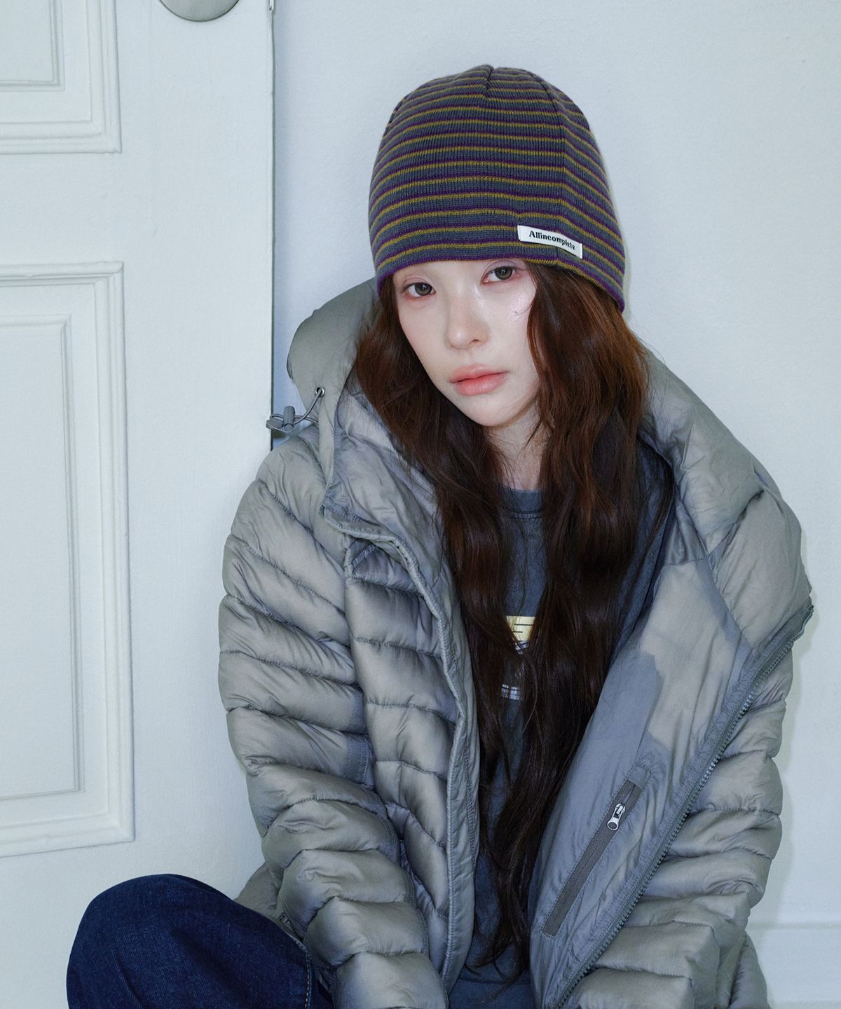 올인컴플리트(ALLINCOMPLETE) 211 스트라이프 비니 (다크 그레이)