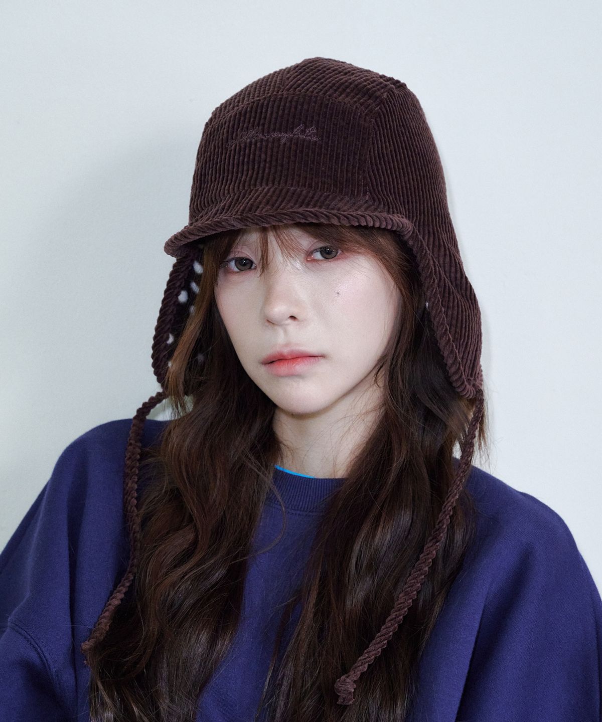 올인컴플리트(ALLINCOMPLETE) 폴카 도트 플리스 트루퍼햇 (브라운)
