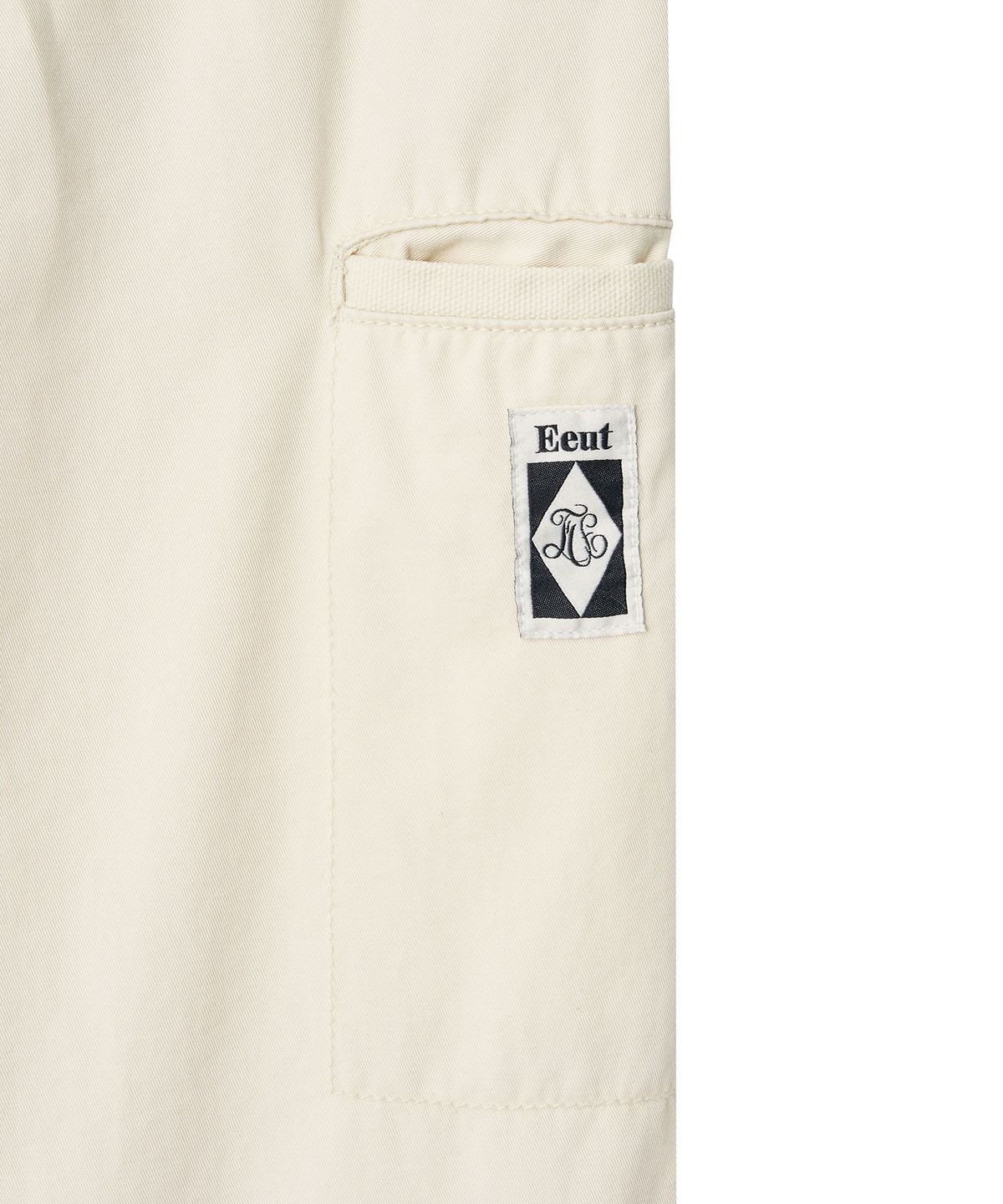 이우트(EEUT) TWO TUCK WORK PANTS / IVORY