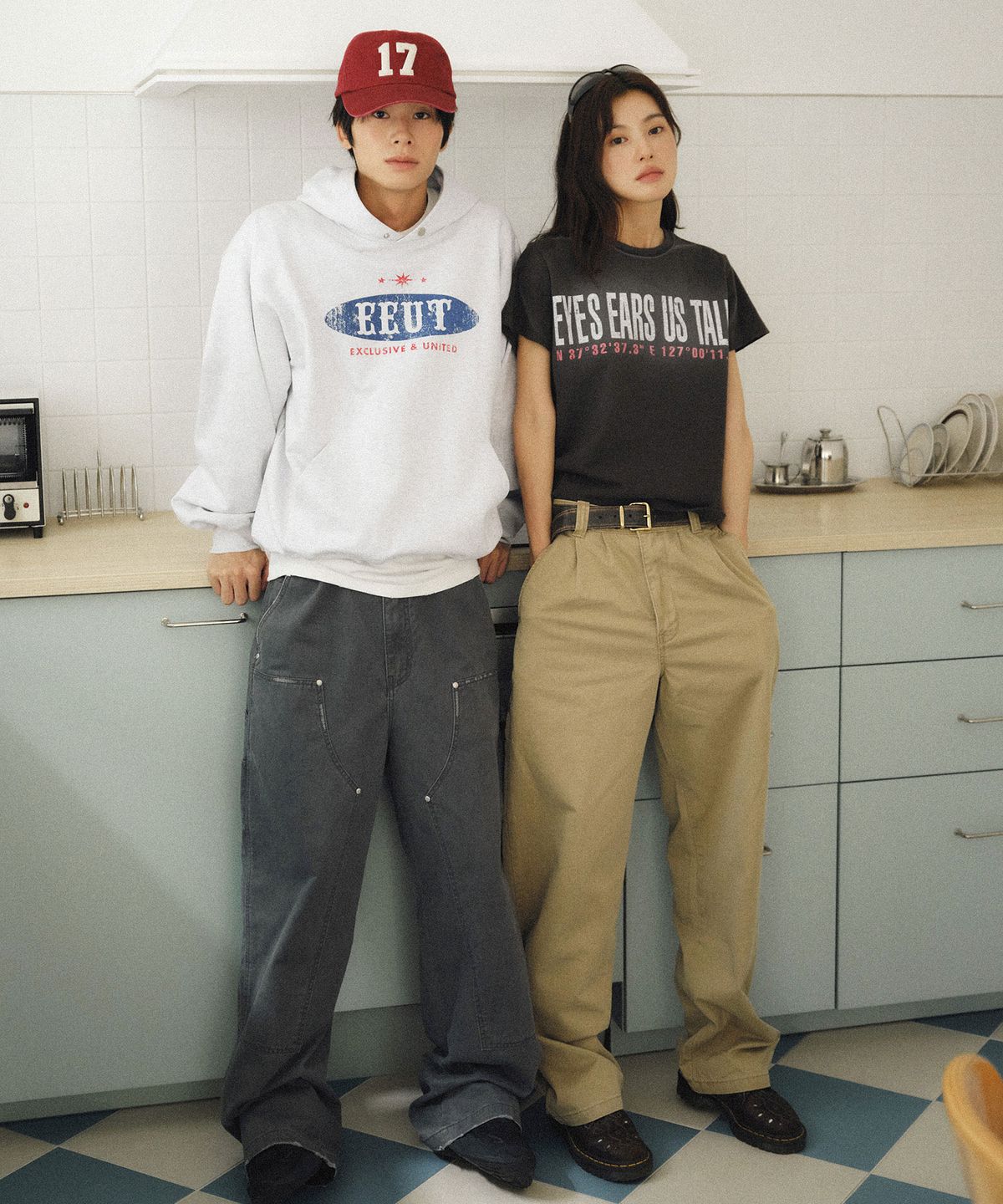 이우트(EEUT) TWO TUCK WORK PANTS / BEIGE