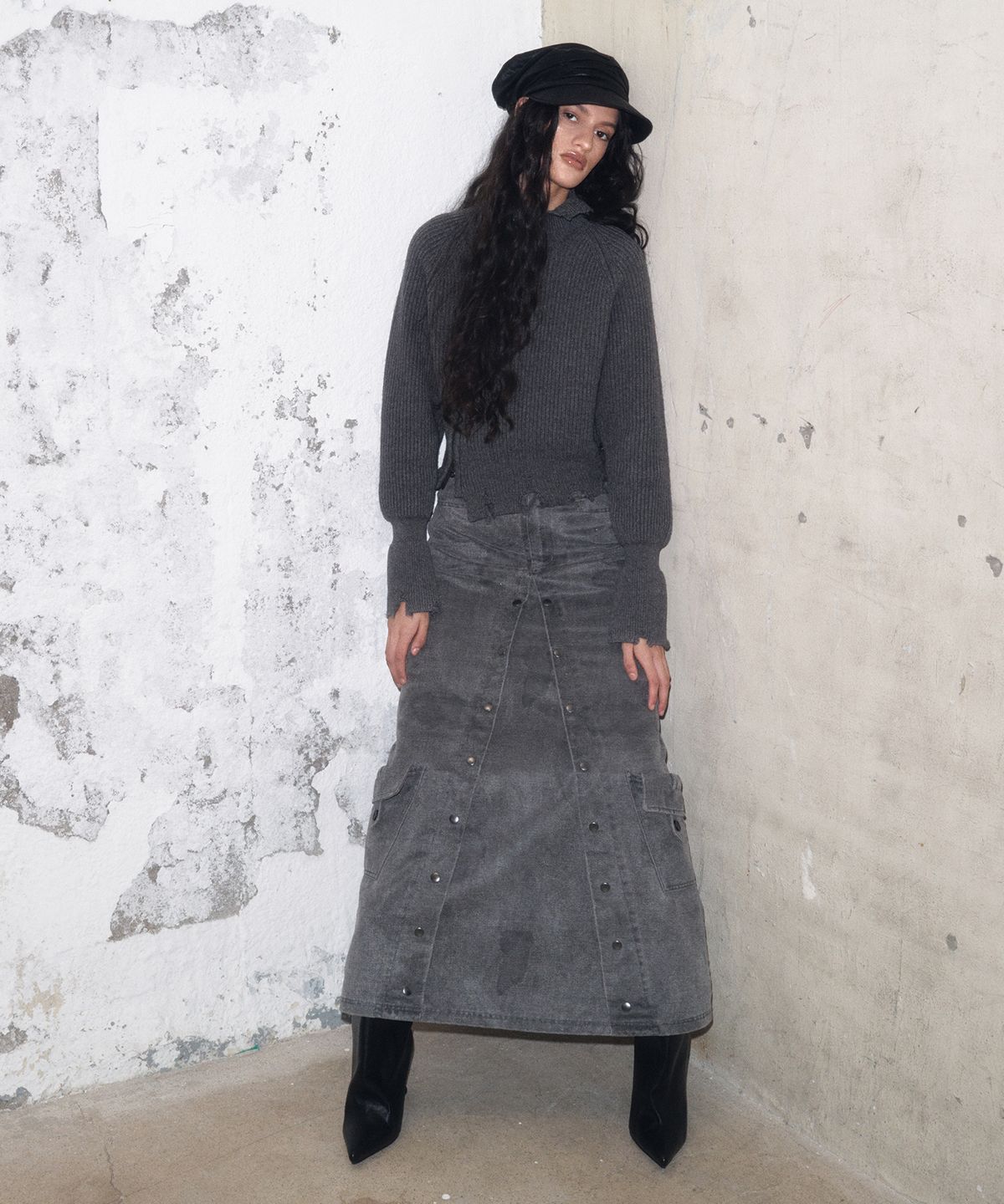 긴스키(GINSUKI) [긴스키 X 물바다]MULTI  POCKET MAXI T SLIT SKIRT (GREY)