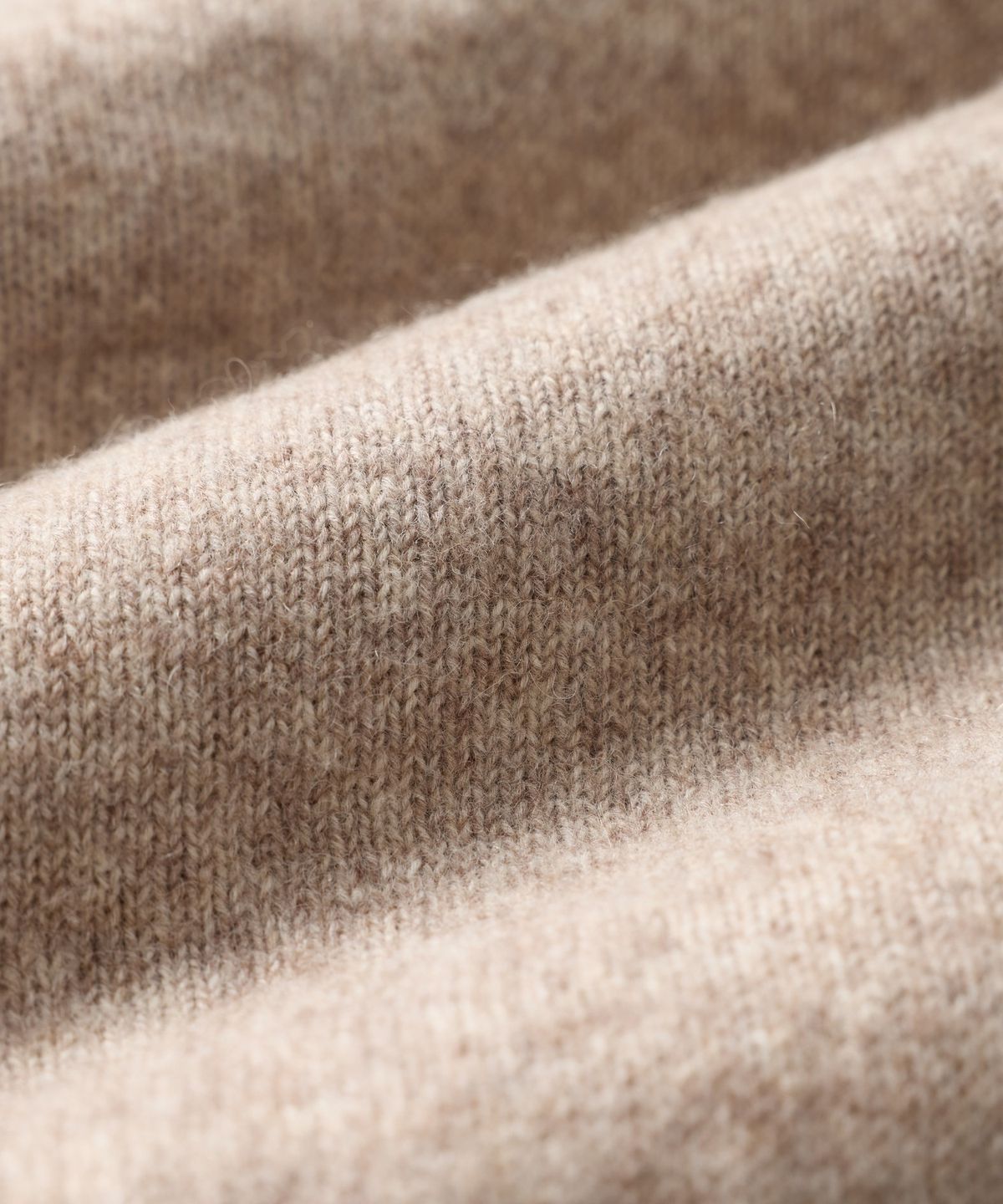 건지 울른스(Guernsey Woollens) [릴리 오브 건지] 알파카 블렌드 카라 포켓 니트 - 브라운