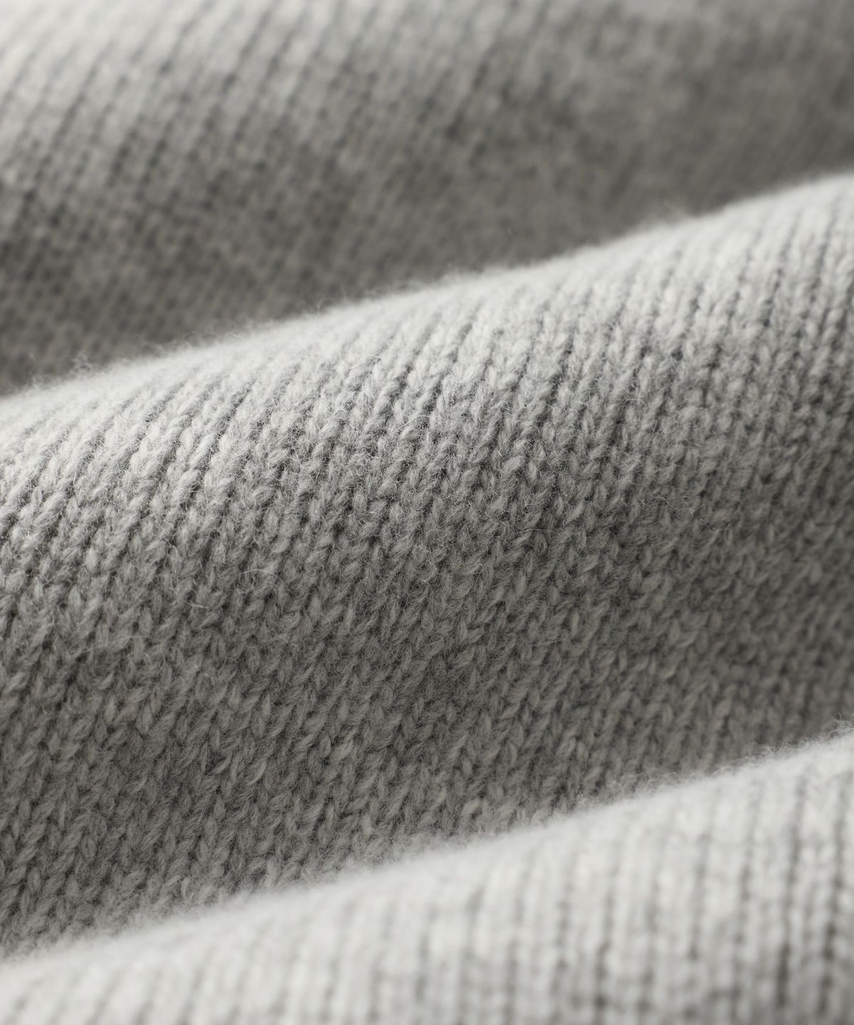 건지 울른스(Guernsey Woollens) [릴리 오브 건지] 에어울 후드 버튼넥 니트 - 그레이
