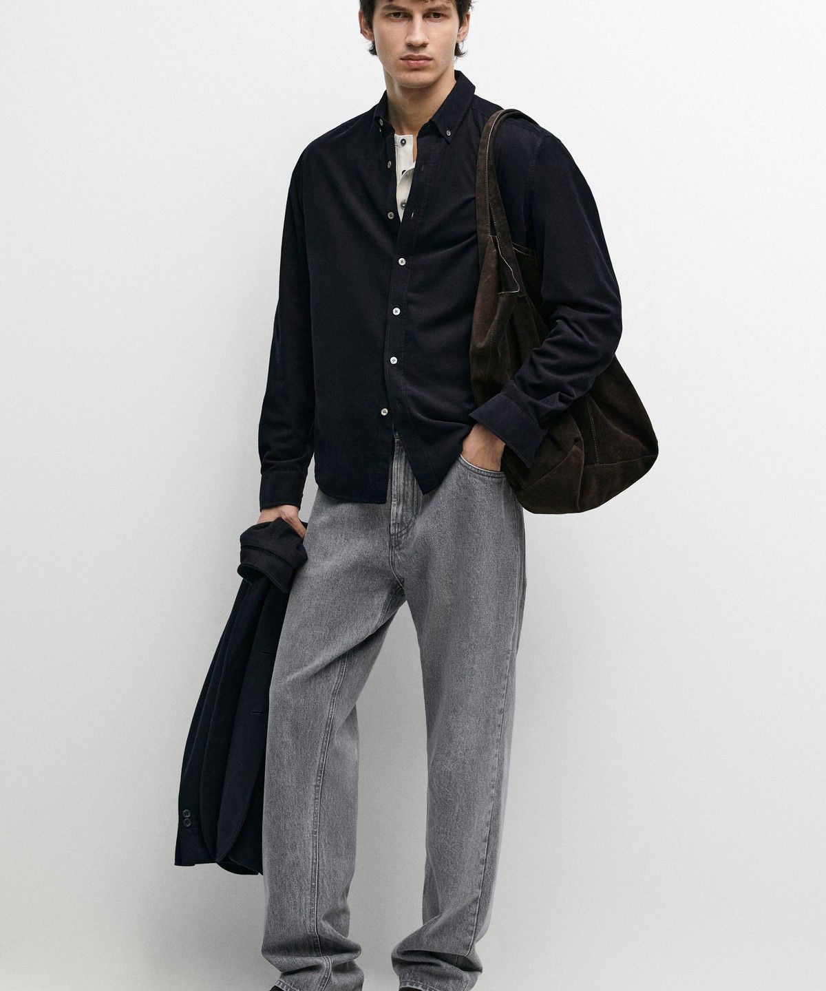 마시모두띠(MASSIMO DUTTI) 레귤러 핏 니들코드 셔츠