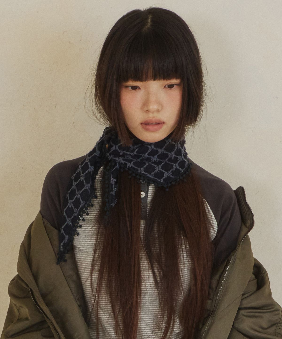 단델(DANDEL) DD lattice fringe scarf (NAVY)
