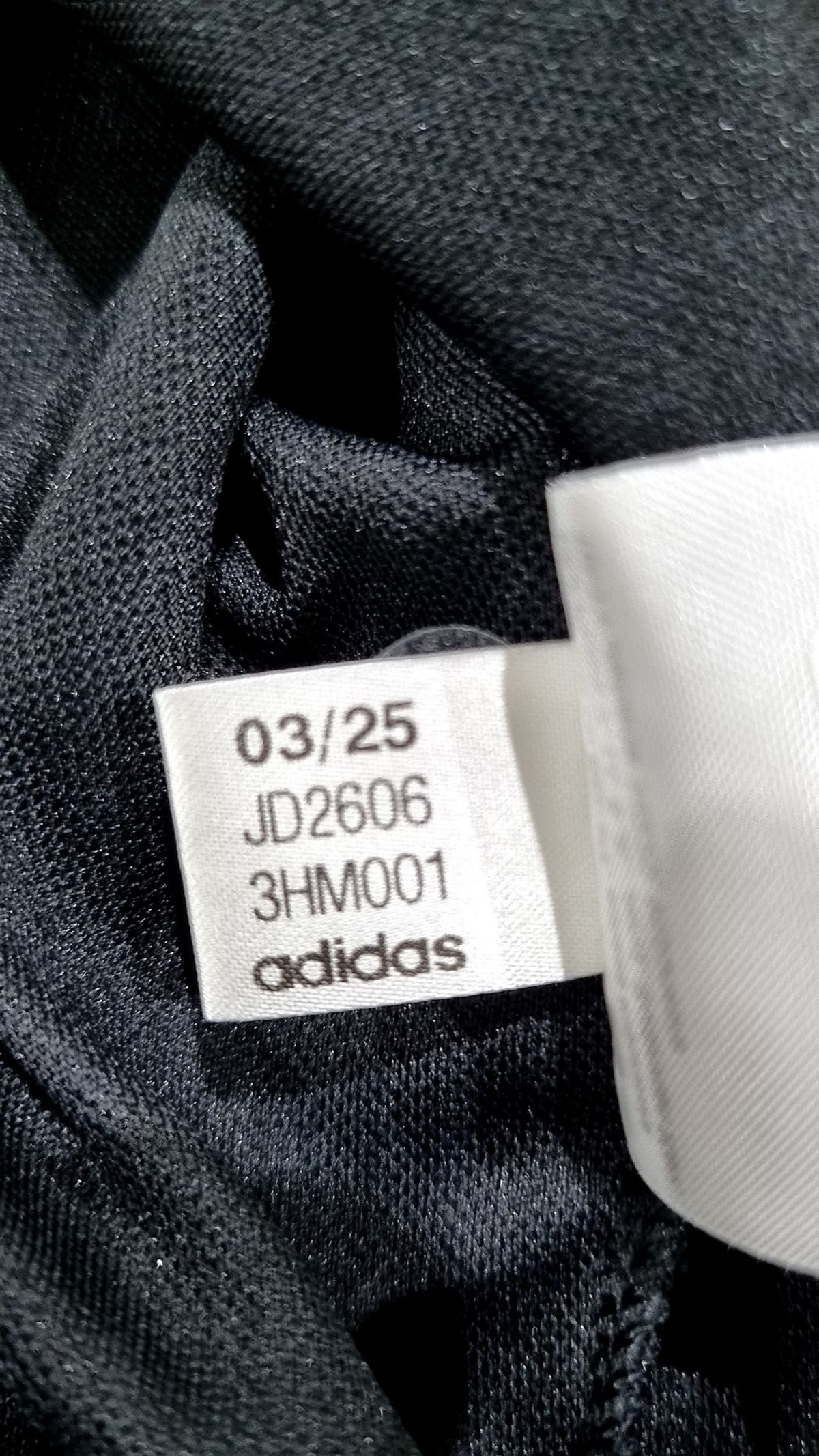 아디다스(ADIDAS) 풋볼 자카드 브이넥 크롭 폴로 셔츠 - 블랙 / JD2606 M