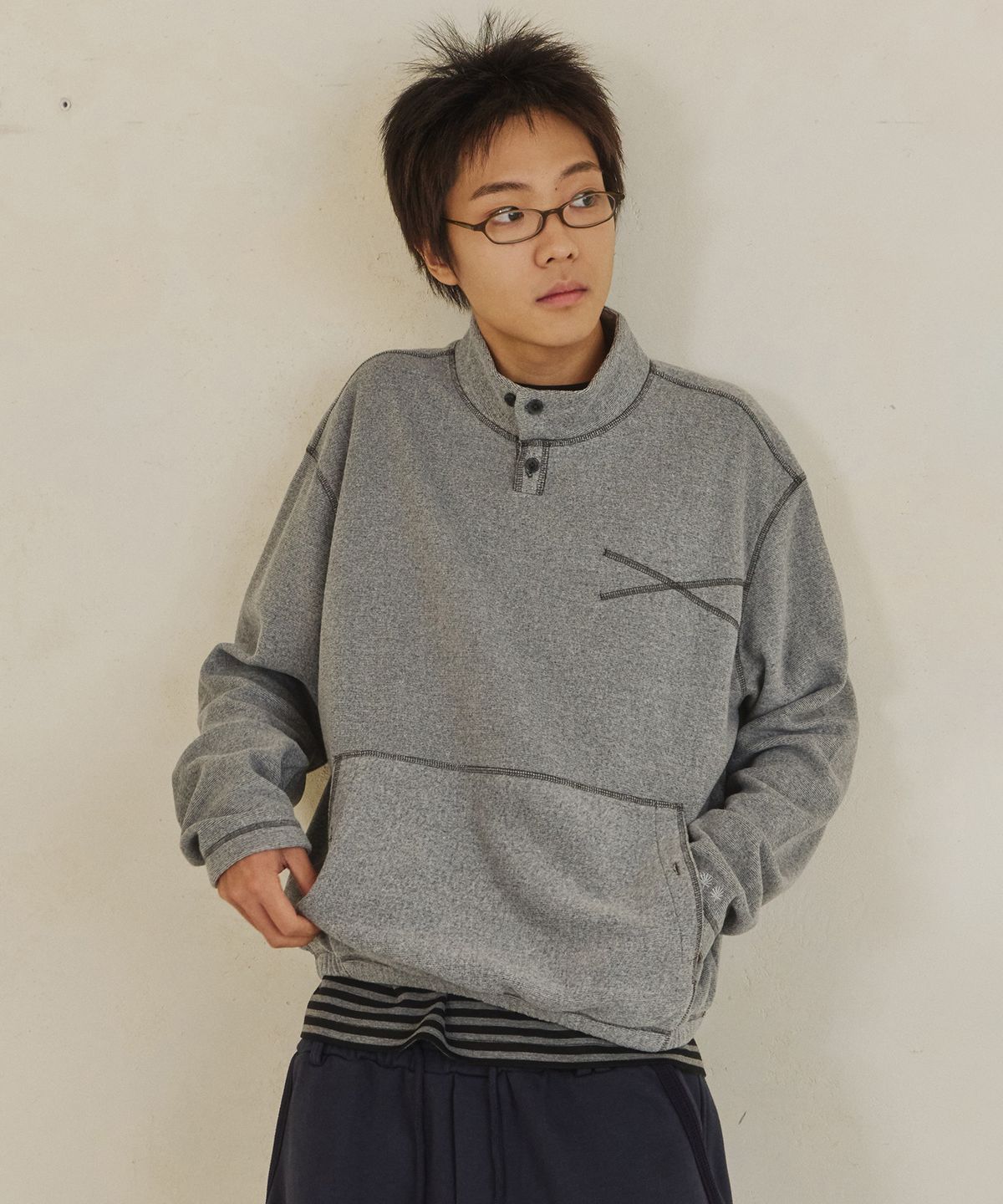 단델(DANDEL) DD flatlock stitch fleece pullover (GREY)