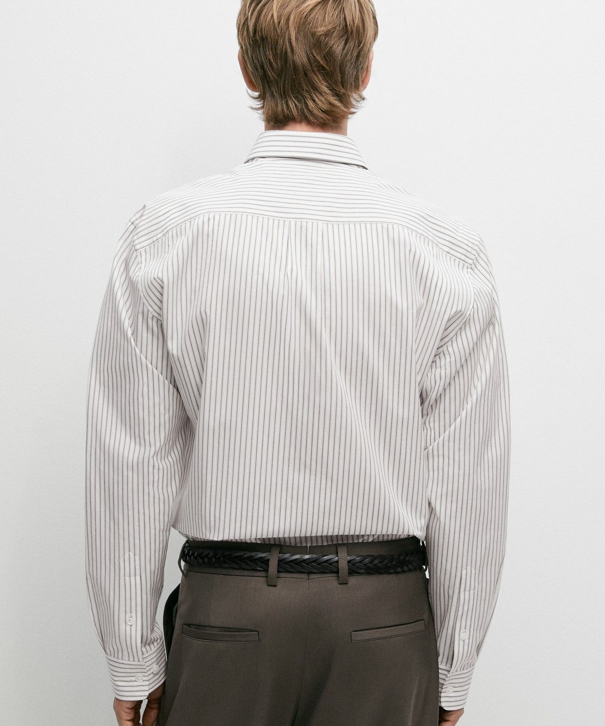 마시모두띠(MASSIMO DUTTI) 100% 코튼 레귤러 핏 셔츠