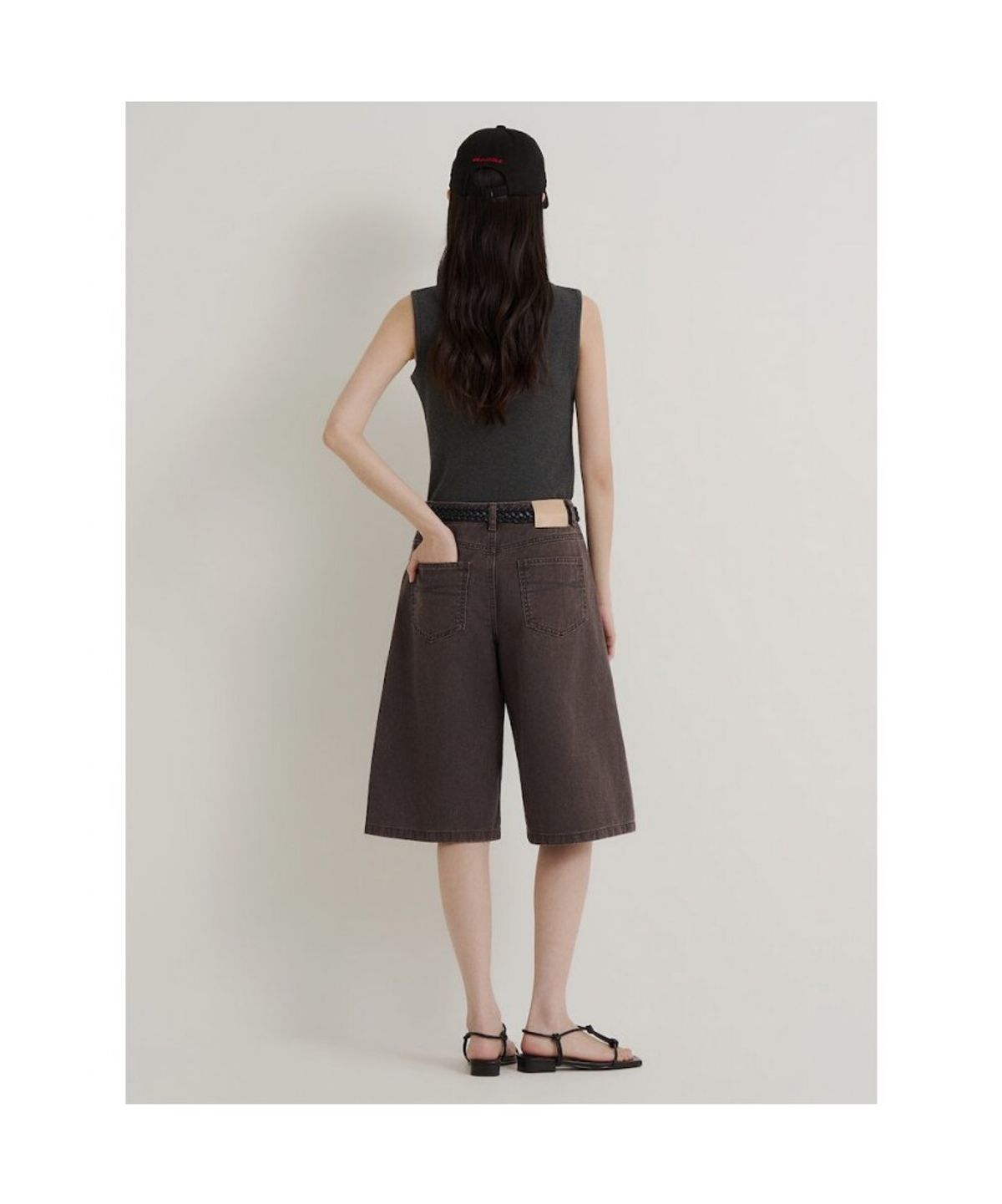 빈폴 레이디스(BEANPOLE LADIES) 와플 슬림핏 슬리브리스 티셔츠  애쉬 (BF6742C734)