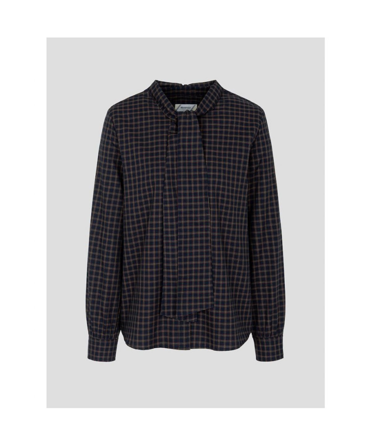 빈폴 레이디스(BEANPOLE LADIES) 미니체크 타이 블라우스  네이비 (BF6864C18R)