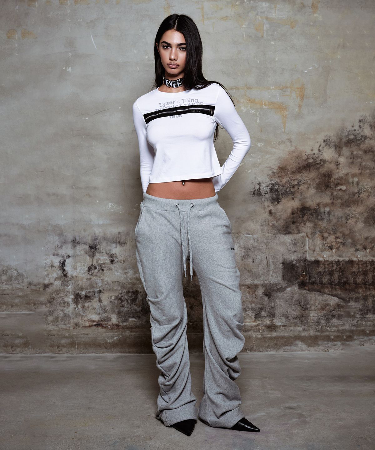 이와이이알(EYEER) Zip Cut-out Long Sleeve - White