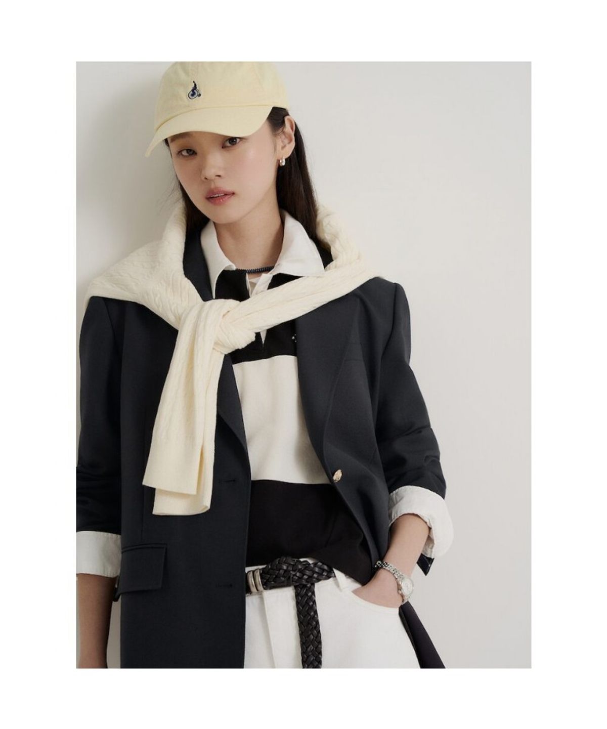 빈폴 레이디스(BEANPOLE LADIES) 울 텍스처 세미오버 재킷  네이비 (BF6811C21R)