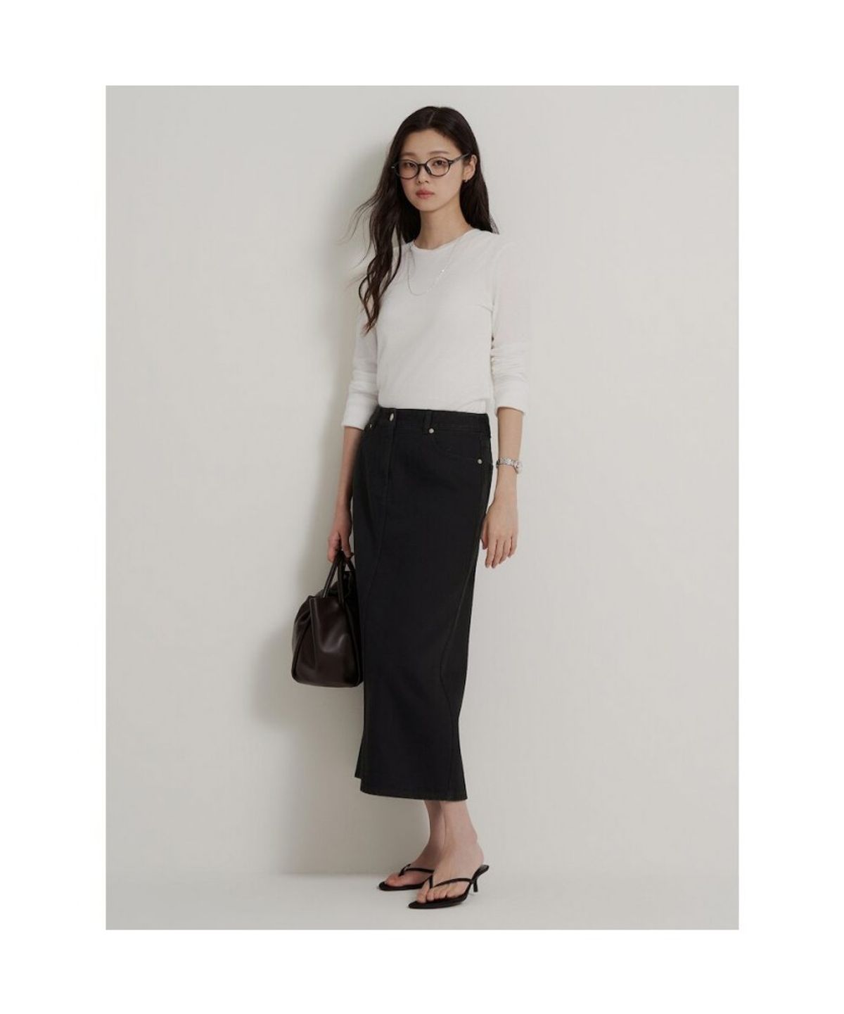 빈폴 레이디스(BEANPOLE LADIES) 데님 H라인 스커트  블랙 (BF6827C715)