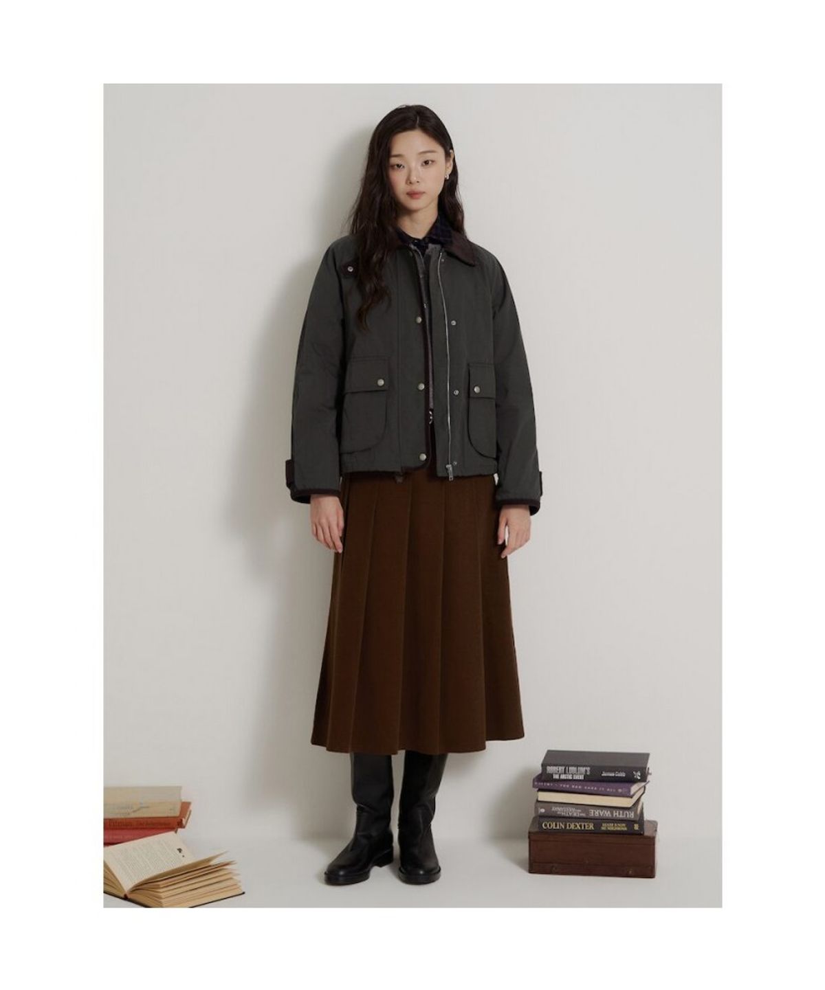 빈폴 레이디스(BEANPOLE LADIES) 코듀로이 세골 플리츠 변형 스커트  옐로이시 브라운 (BF6927C21B)