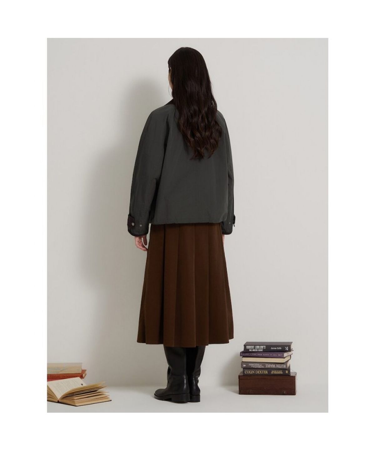 빈폴 레이디스(BEANPOLE LADIES) 코듀로이 세골 플리츠 변형 스커트  옐로이시 브라운 (BF6927C21B)