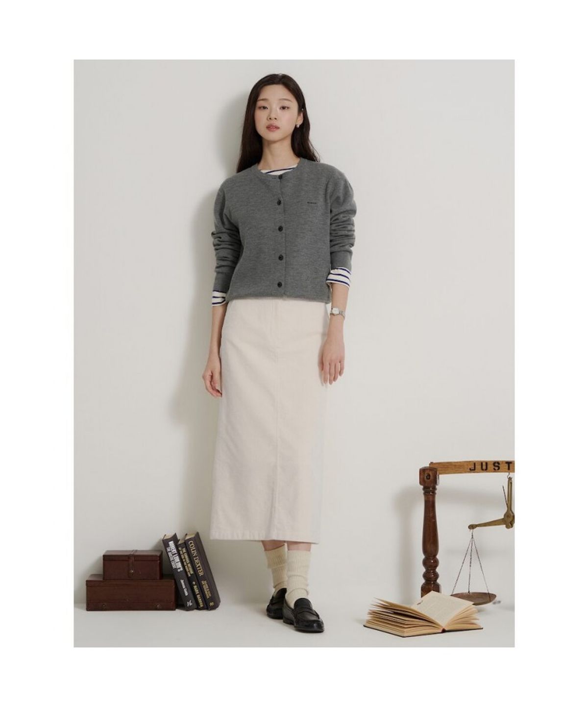 빈폴 레이디스(BEANPOLE LADIES) 코듀로이 H라인 스커트  아이보리 (BF6927C220)