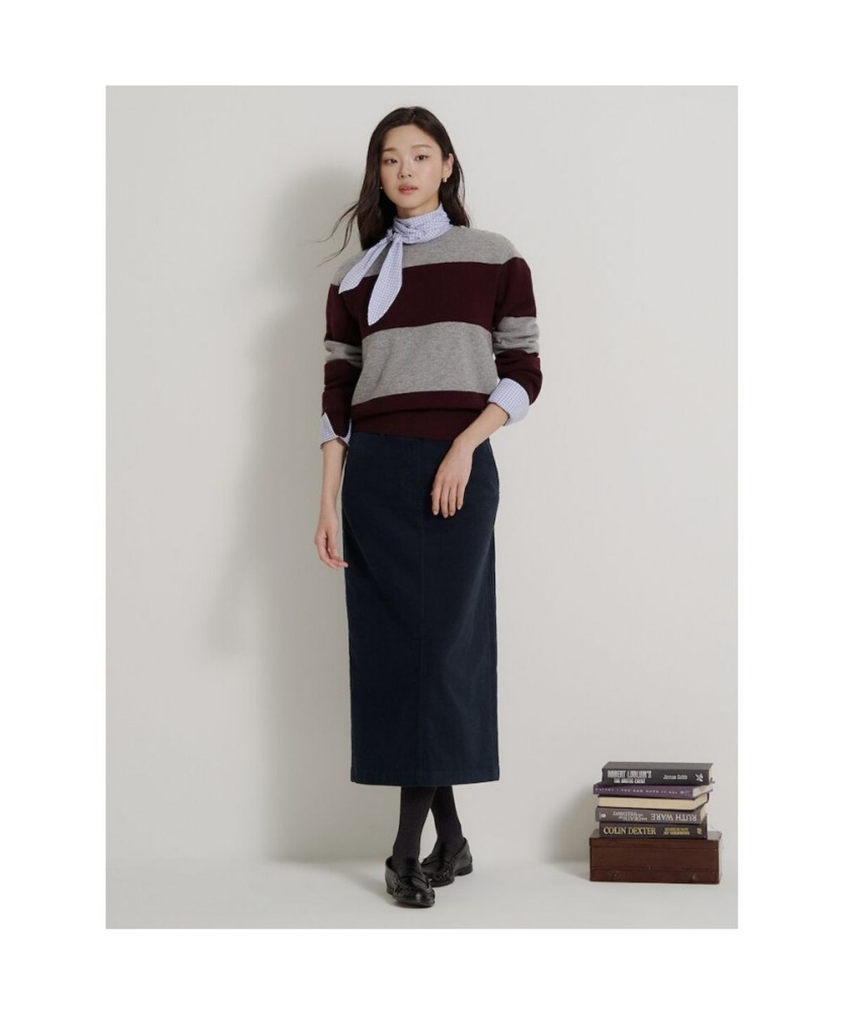 빈폴 레이디스(BEANPOLE LADIES) 코듀로이 H라인 스커트  네이비 (BF6927C22R)