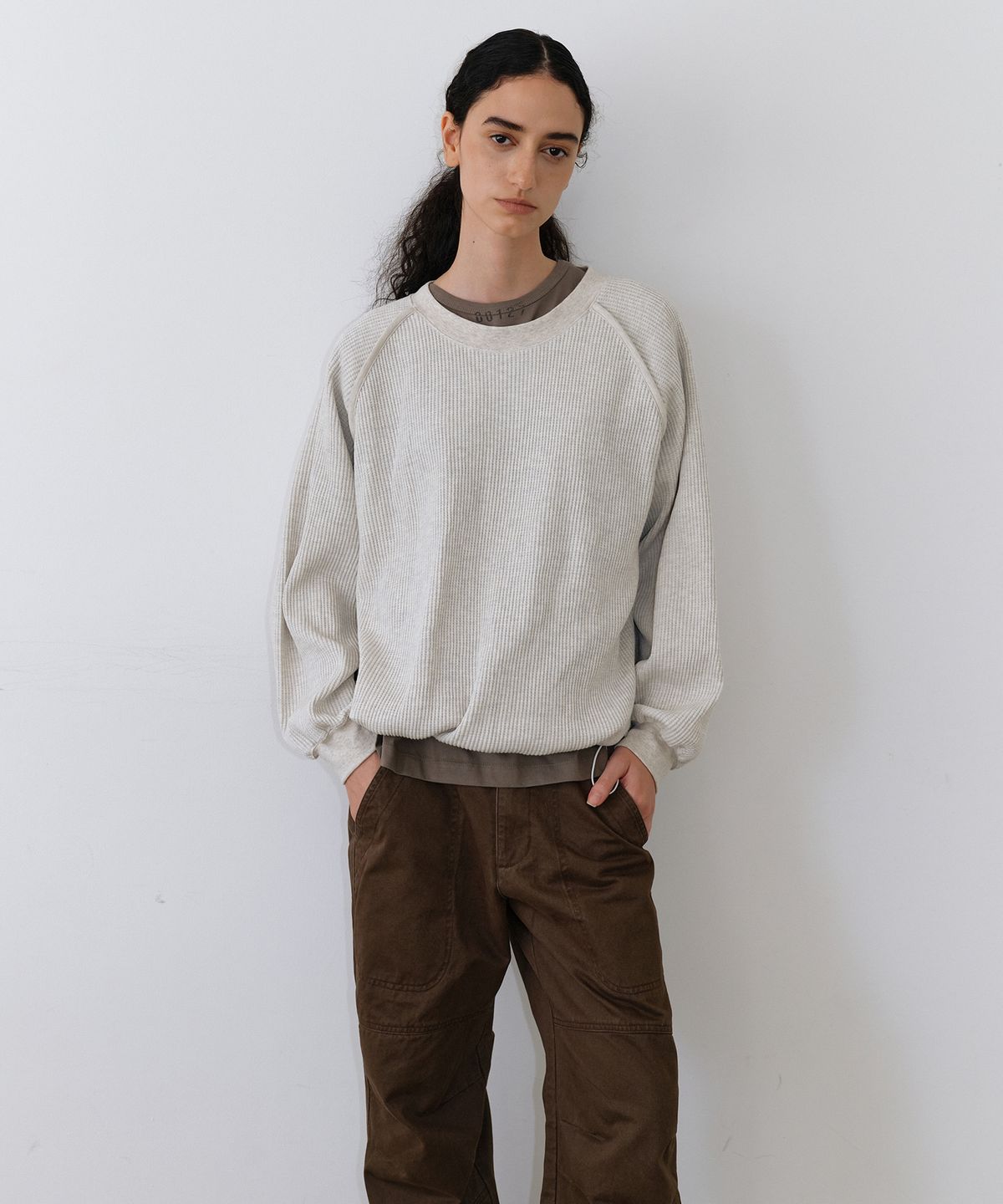 우네씬(UUNE SCENE) Waffle Raglan Sweatshirt_Navy