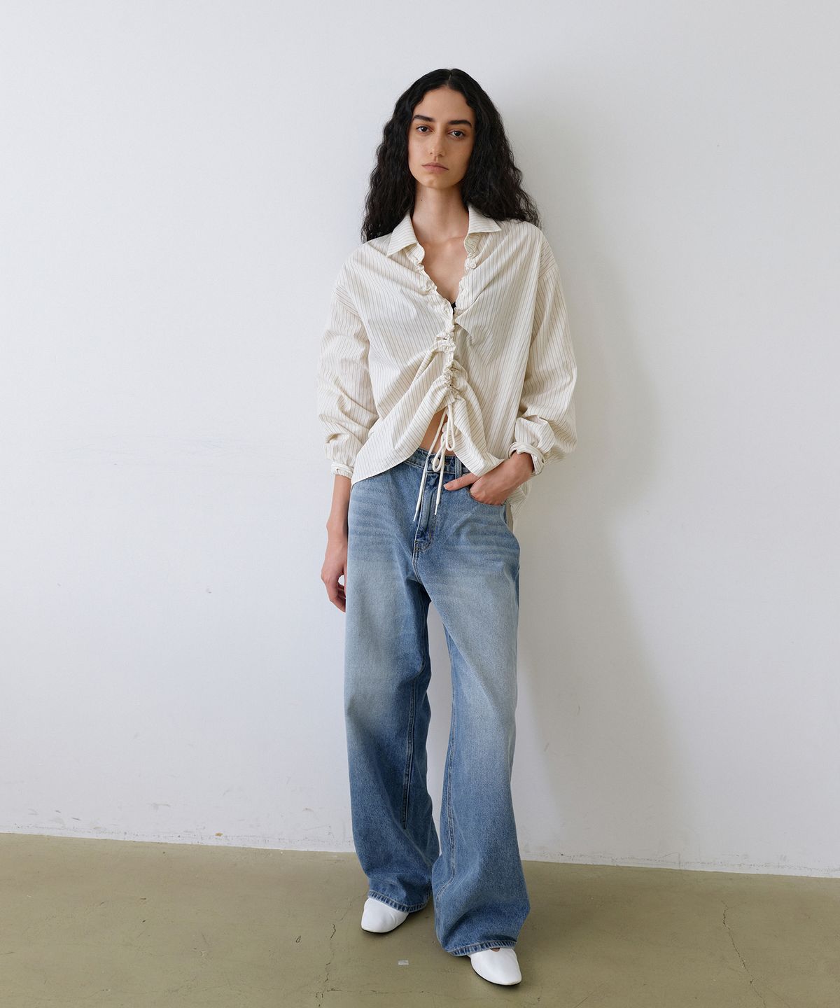 우네씬(UUNE SCENE) Stripe String Shirt_Cream