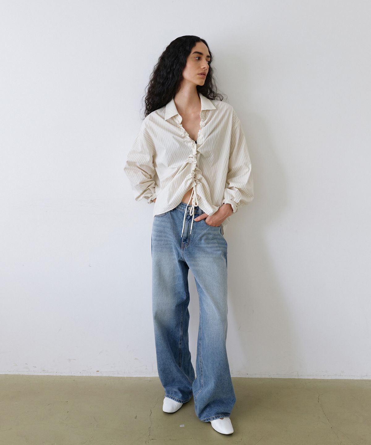 우네씬(UUNE SCENE) Stripe String Shirt_Cream