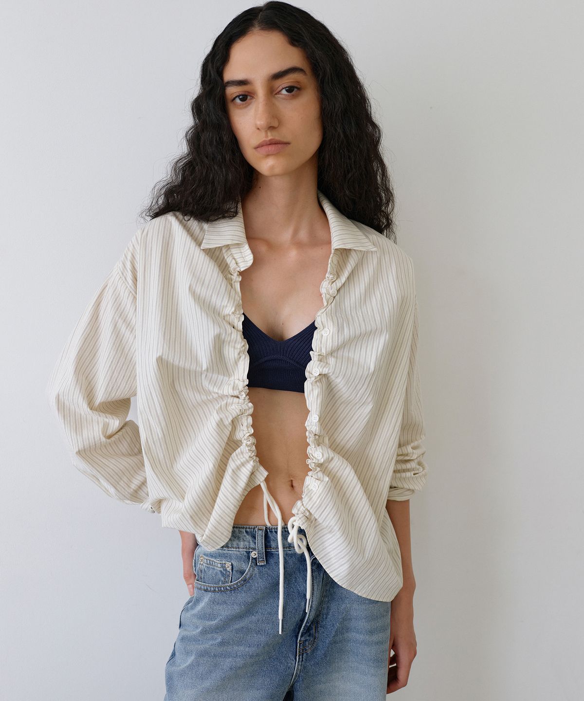 우네씬(UUNE SCENE) Stripe String Shirt_Cream