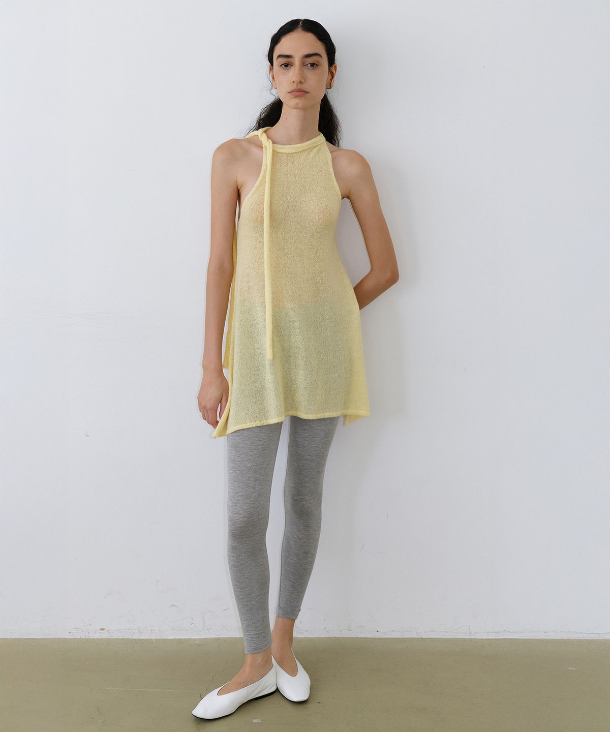 우네씬(UUNE SCENE) Scarf Tie Halter Knit_Yellow