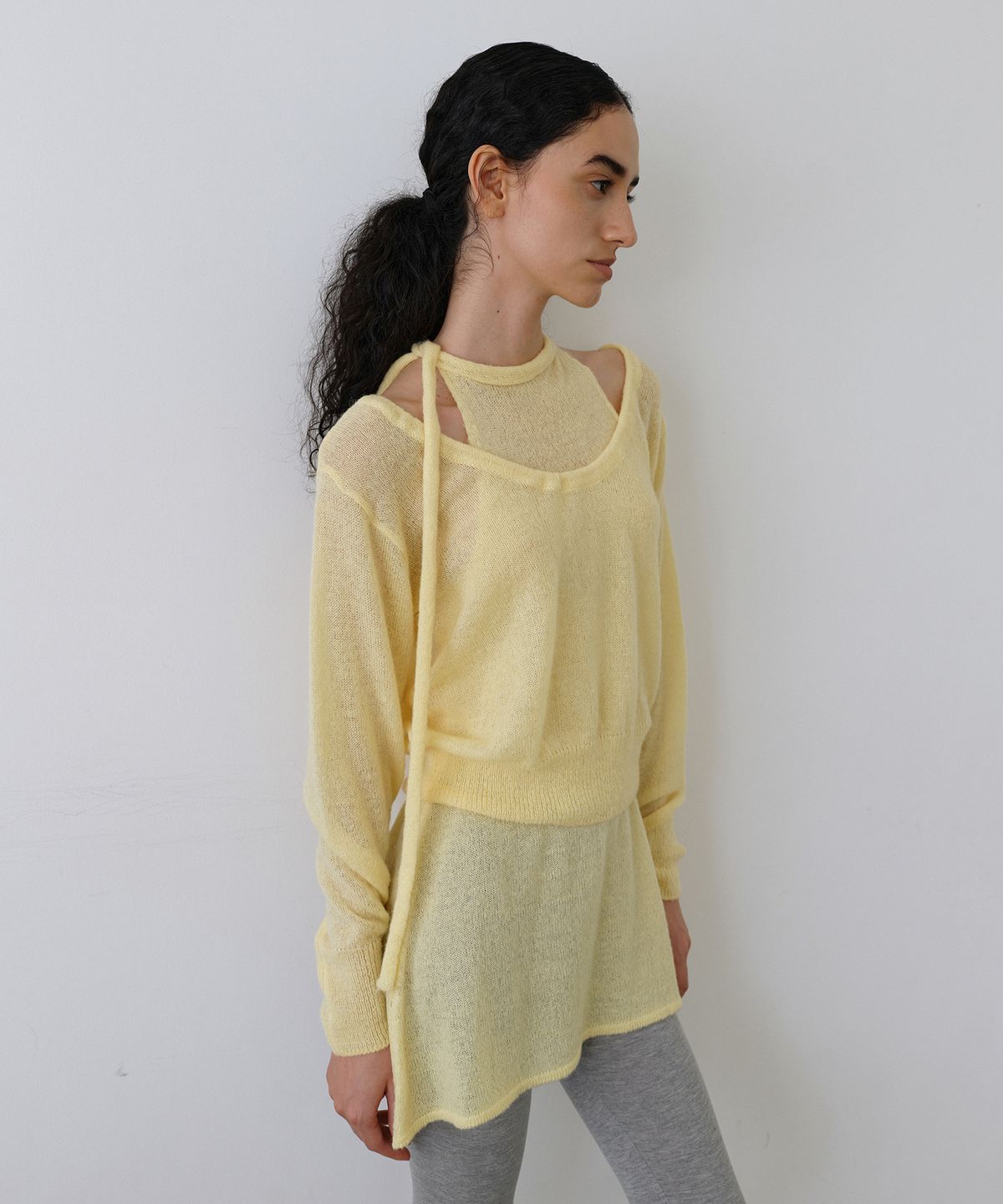우네씬(UUNE SCENE) Scarf Tie Halter Knit_Yellow