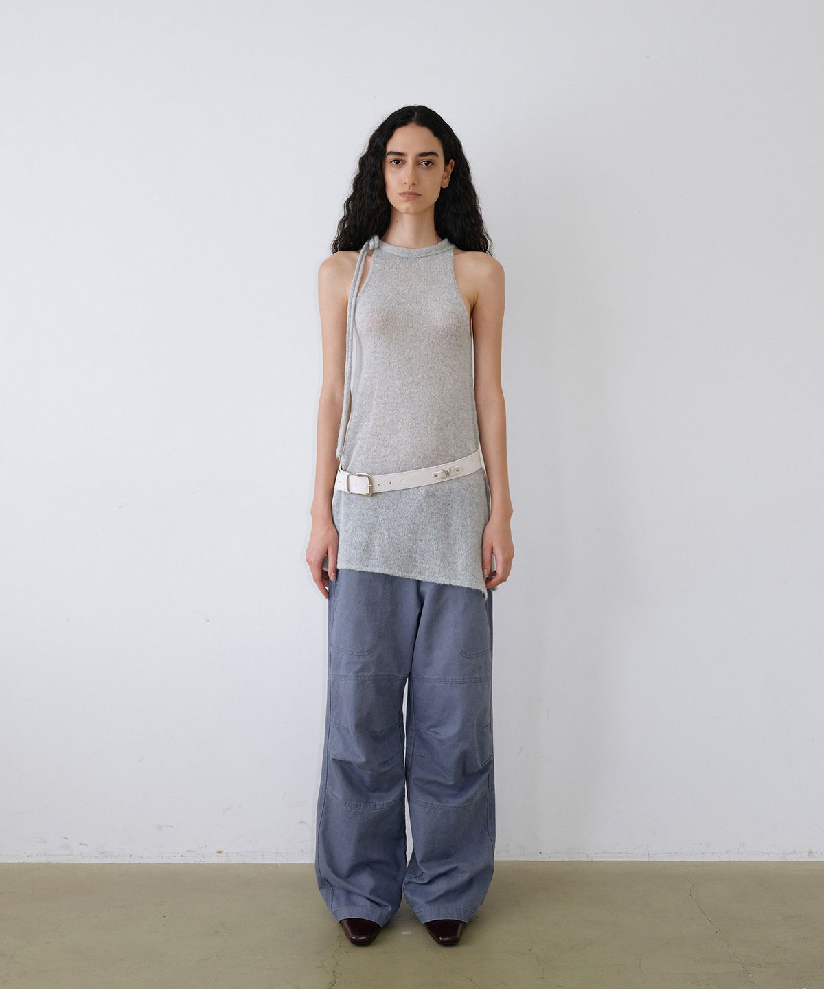 우네씬(UUNE SCENE) Scarf Tie Halter Knit_Gray