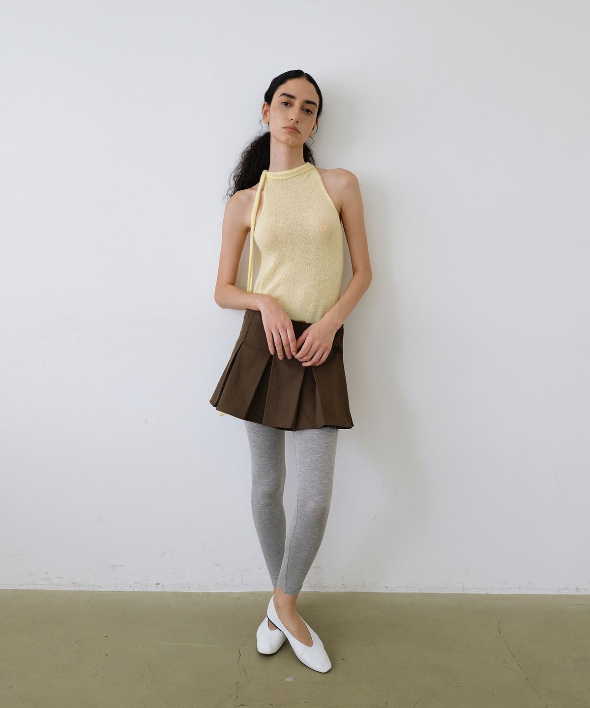 우네씬(UUNE SCENE) Pleated Wrap Skirt_Brown