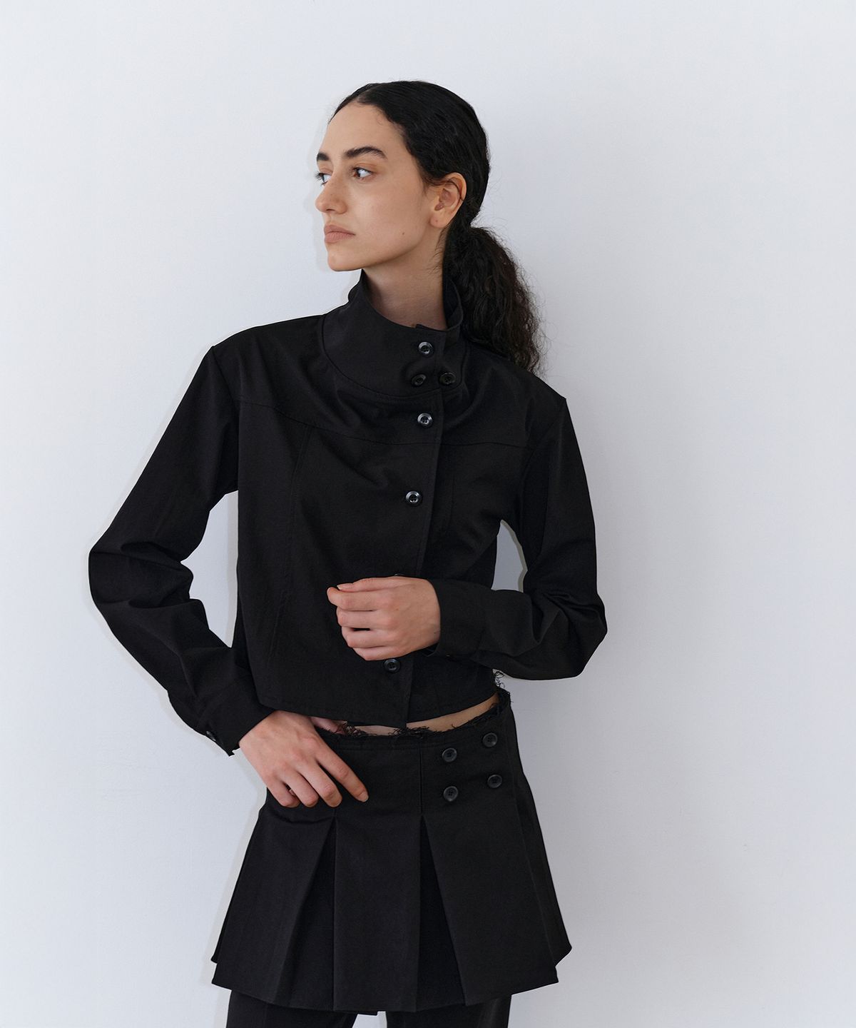 우네씬(UUNE SCENE) High Neck Button Jacket_Black