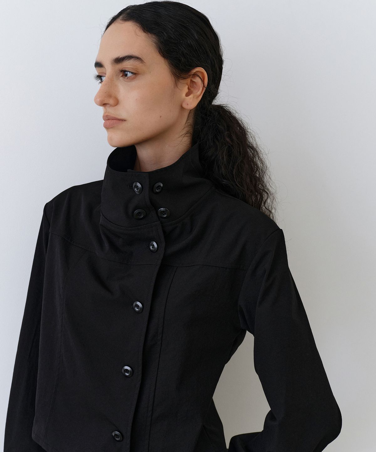 우네씬(UUNE SCENE) High Neck Button Jacket_Black
