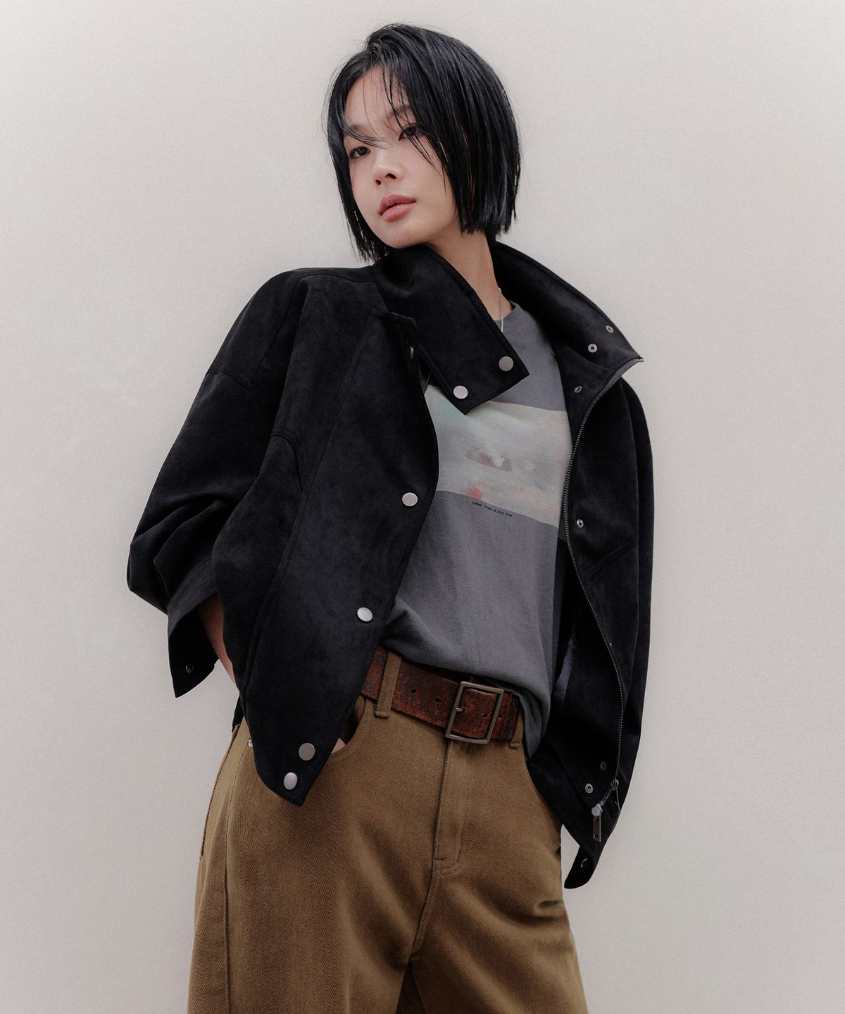 메무아(MEMUA) 드리밍 그래픽 울 티셔츠(소프트차콜)