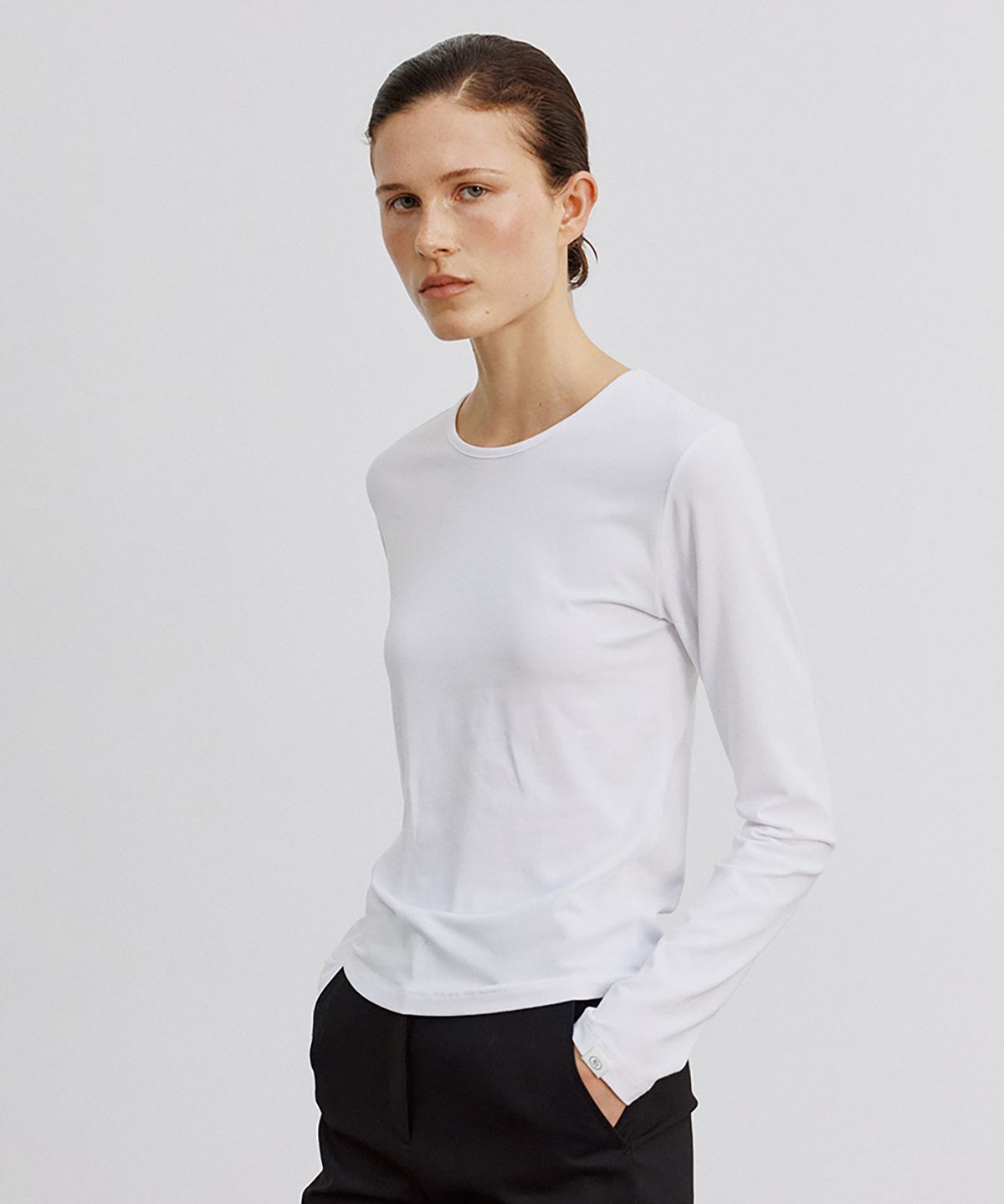 노우드(NOEUD) TS022 Modal Essential Long Sleeve (Ivory)