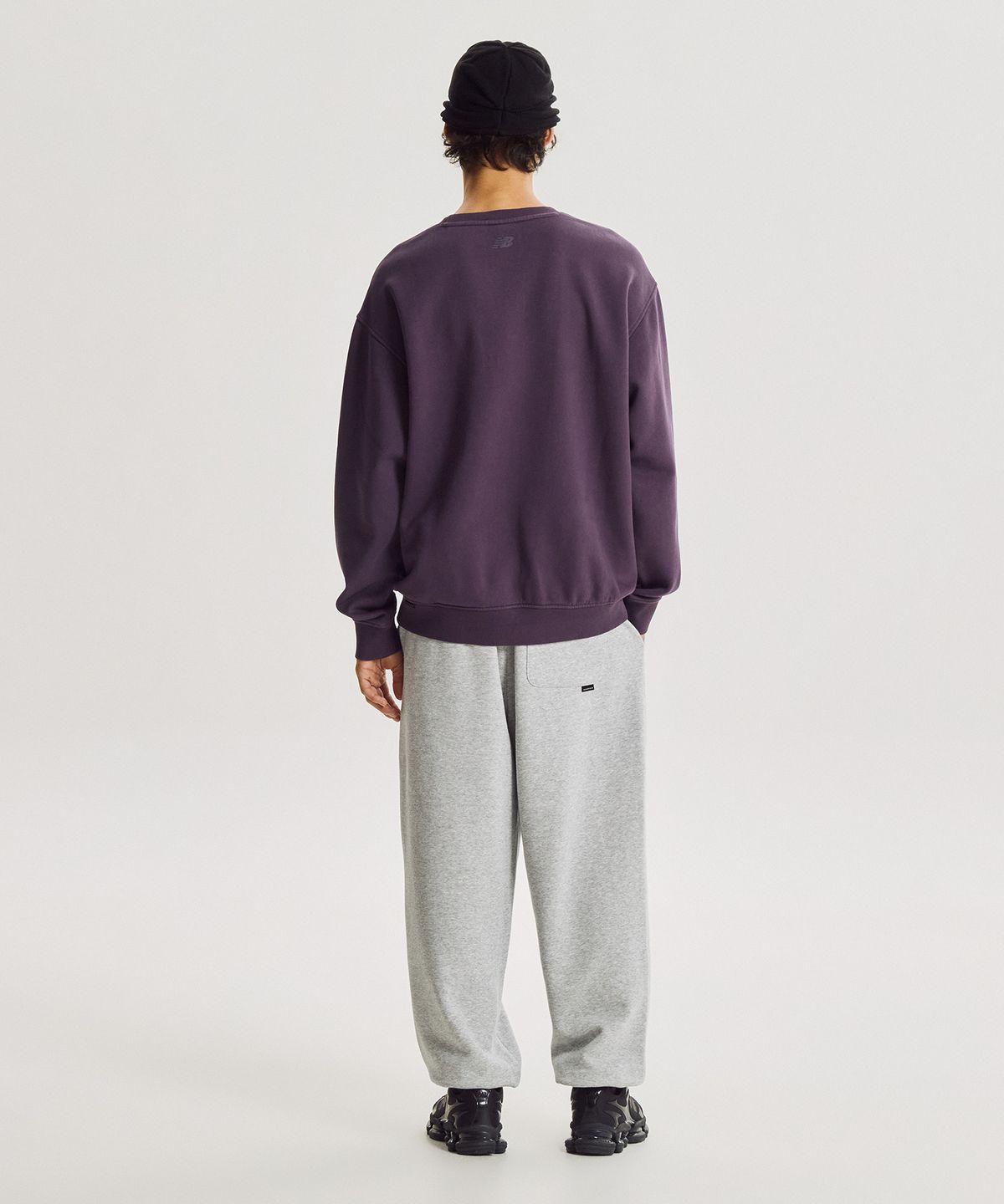 뉴발란스(NEW BALANCE) NBMLG41003 / UNI 에센셜 클래식 기모 조거 팬츠 (M/GRAY)