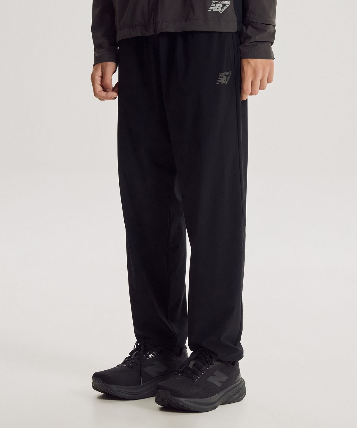 뉴발란스(NEW BALANCE) NBNTG45923 / UNI RC 조거팬츠 (BLACK)