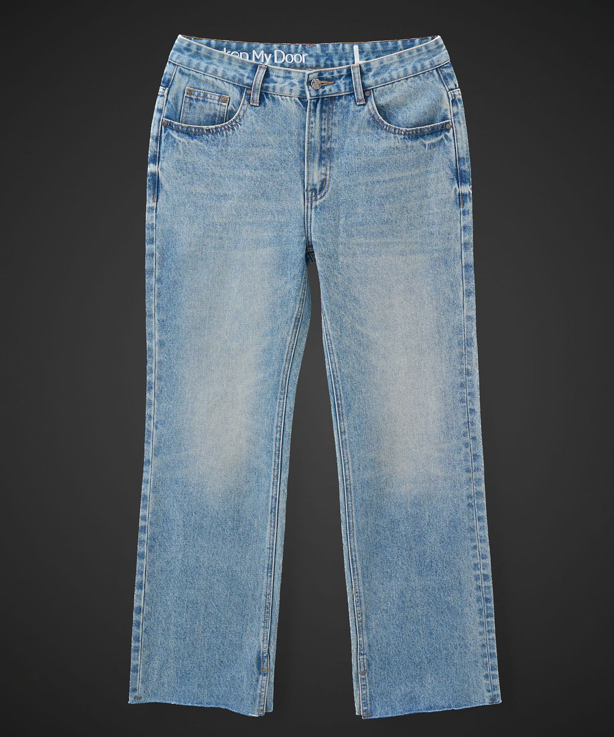 테이크이지(TAKEASY) [DMD] SHANE Straight Denim - Pale Blue