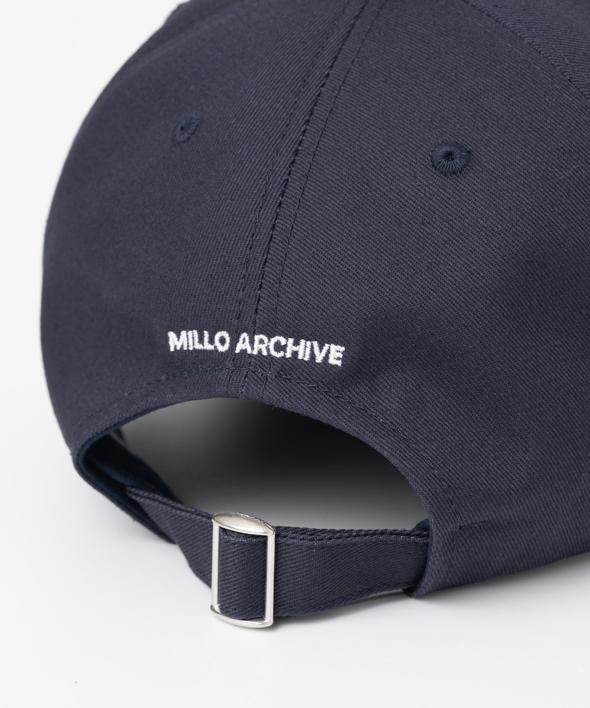 밀로 아카이브(MILLO ARCHIVE) 크레센도 챕터 볼 캡 [네이비]