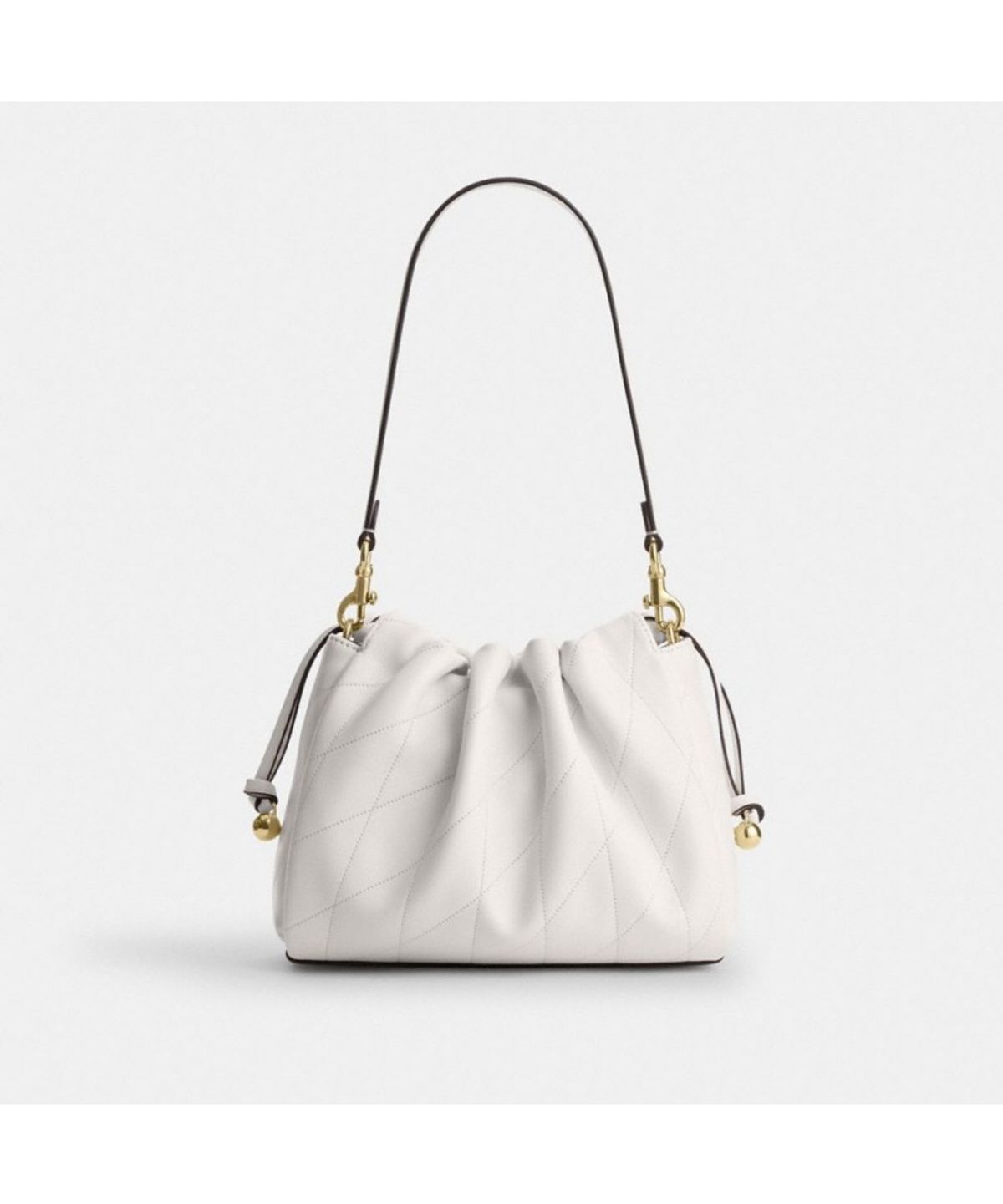 코치(COACH) 페이 드로우스트링 백 위드 퀼팅 CCZ56 IMCHK