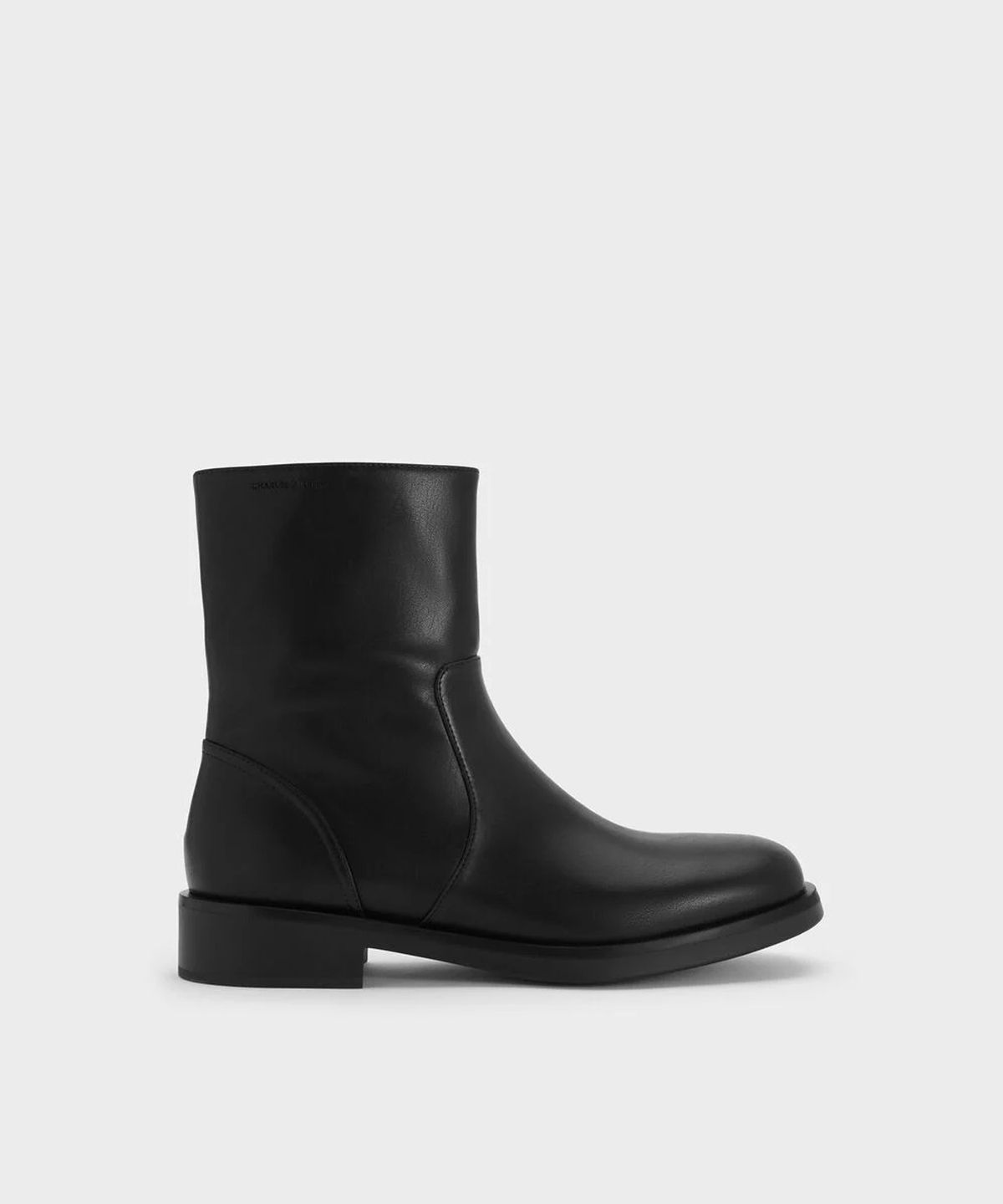 찰스앤키스(CHARLES & KEITH) 사이드 지퍼 앵클 부츠 2colors CK1-90380183
