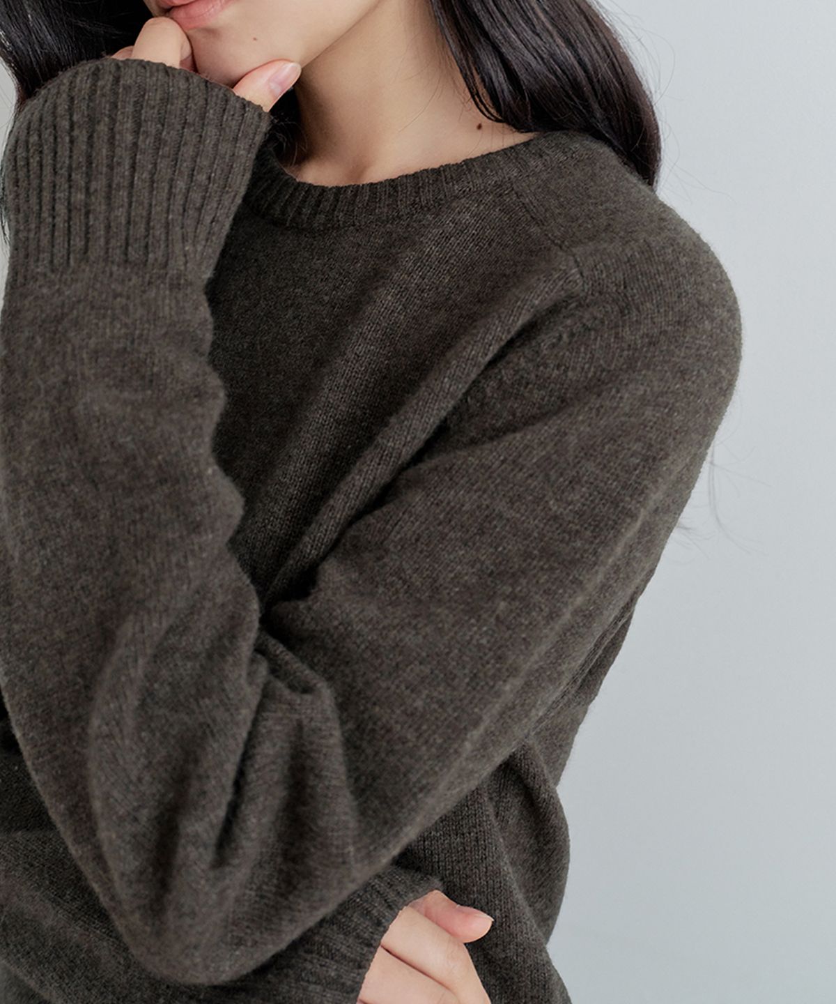 비올셋(BE ALL SET) Premium Wool Saddle Round Knit_Brown