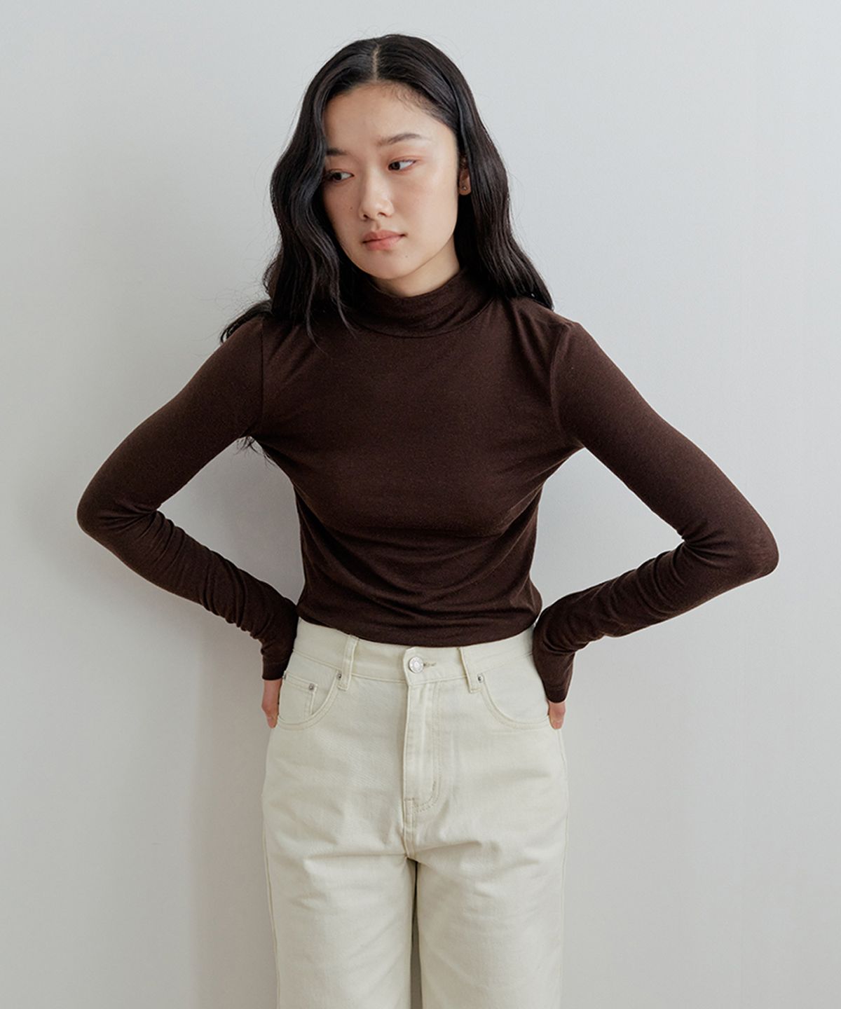 비올셋(BE ALL SET) Soft Wool Turtleneck Top_Brown