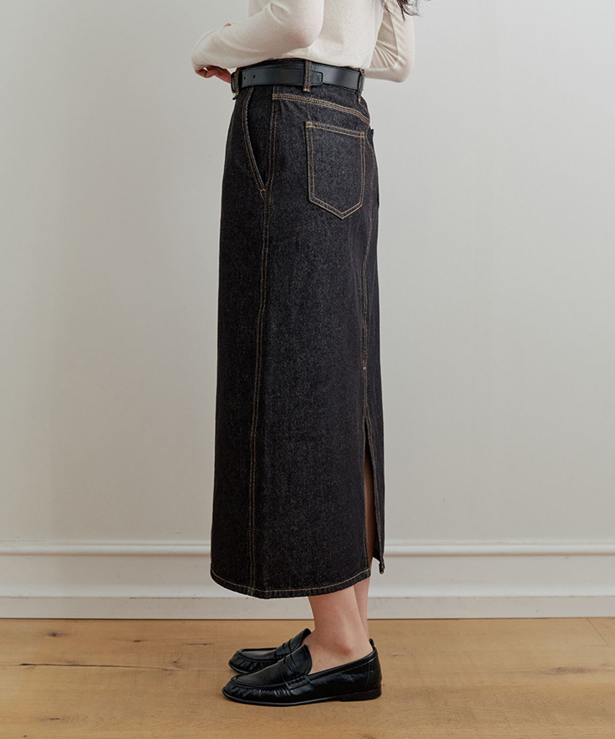 비올셋(BE ALL SET) Stitch Point Denim Long Skirt_Non-Fade