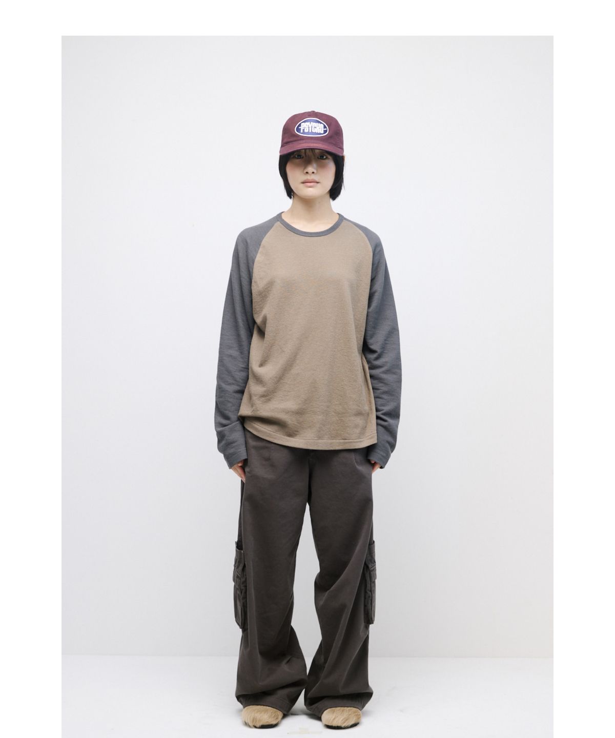 해칭룸(HATCHINGROOM) Raglan Tee Moss Charcoal/Desert