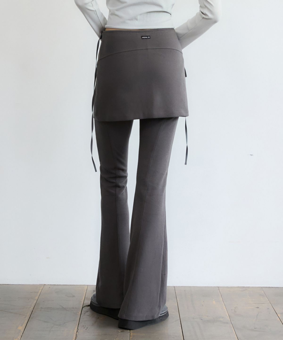 렌세(RENSE) Ribbed Skirt Pants Set Charcoal