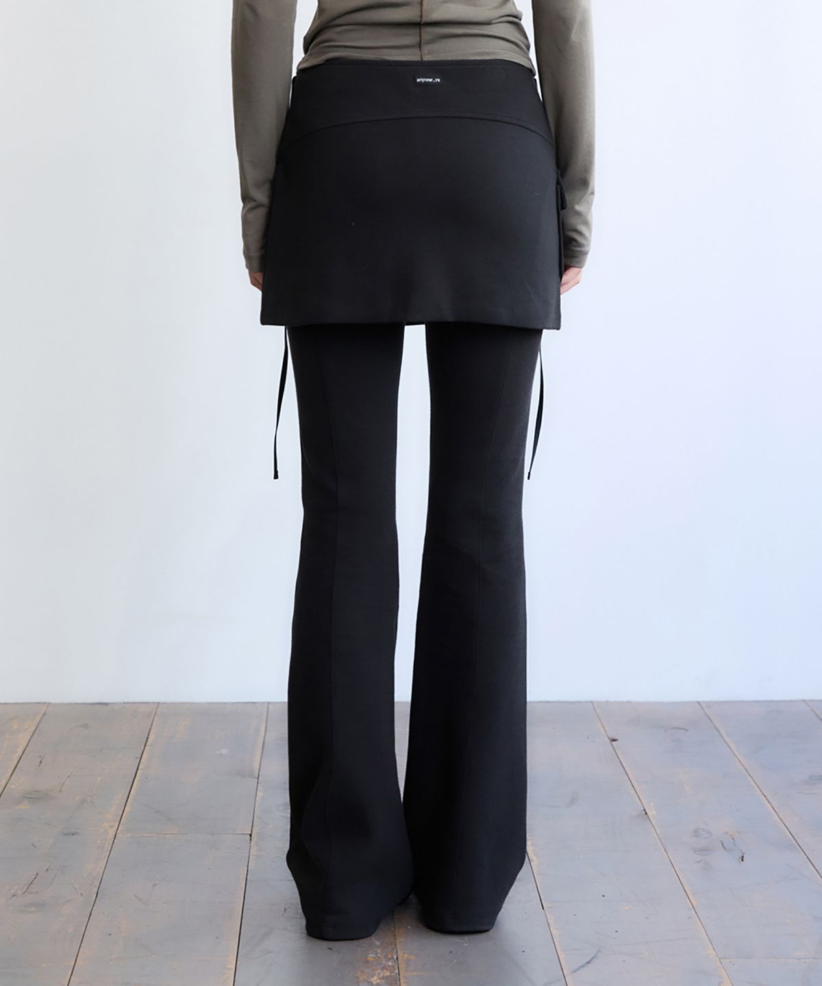 렌세(RENSE) Ribbed Skirt Pants Set Black