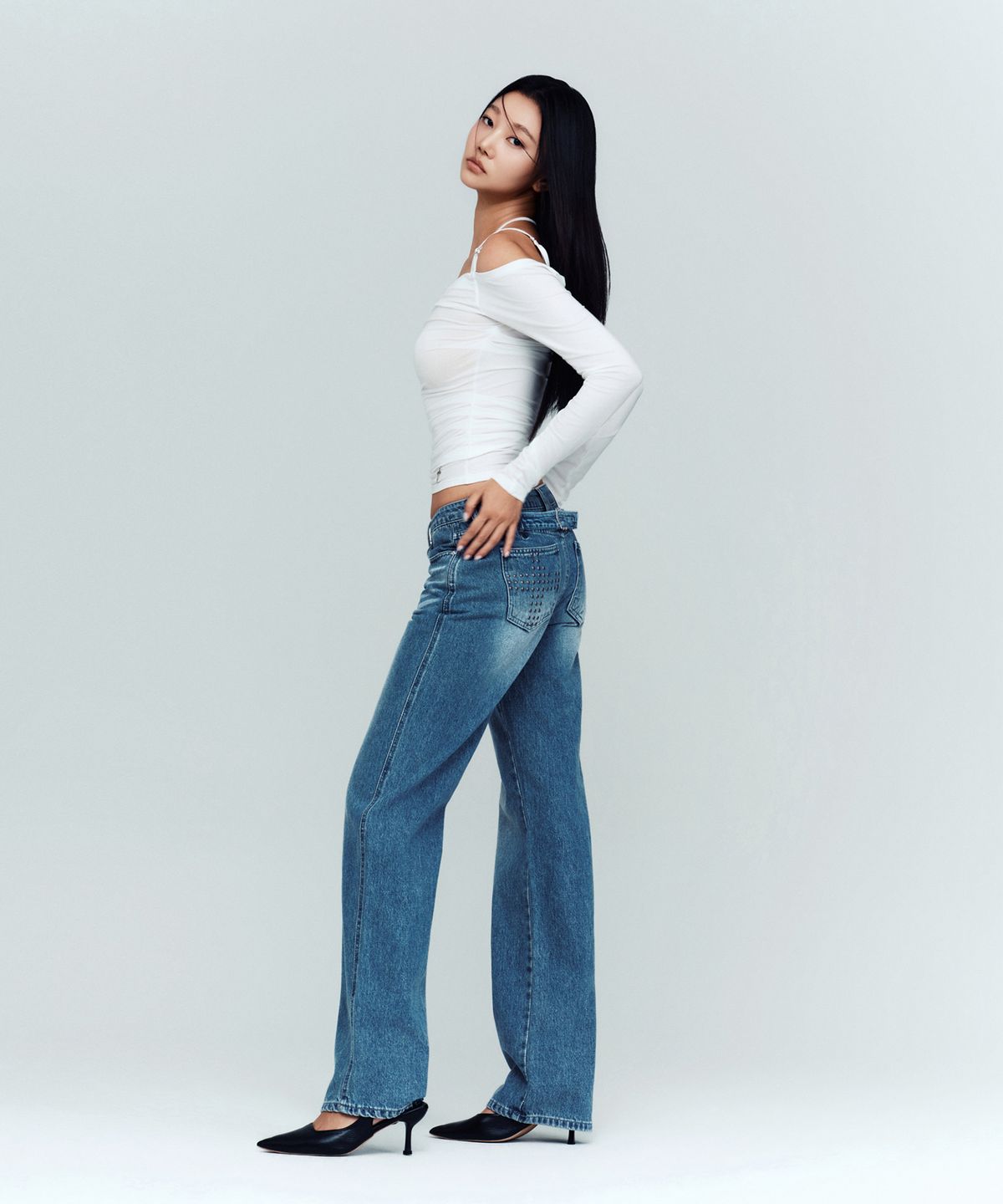 2000아카이브스(2000ARCHIVES) SLEEK STRAIGHT JEAN (BLUE)