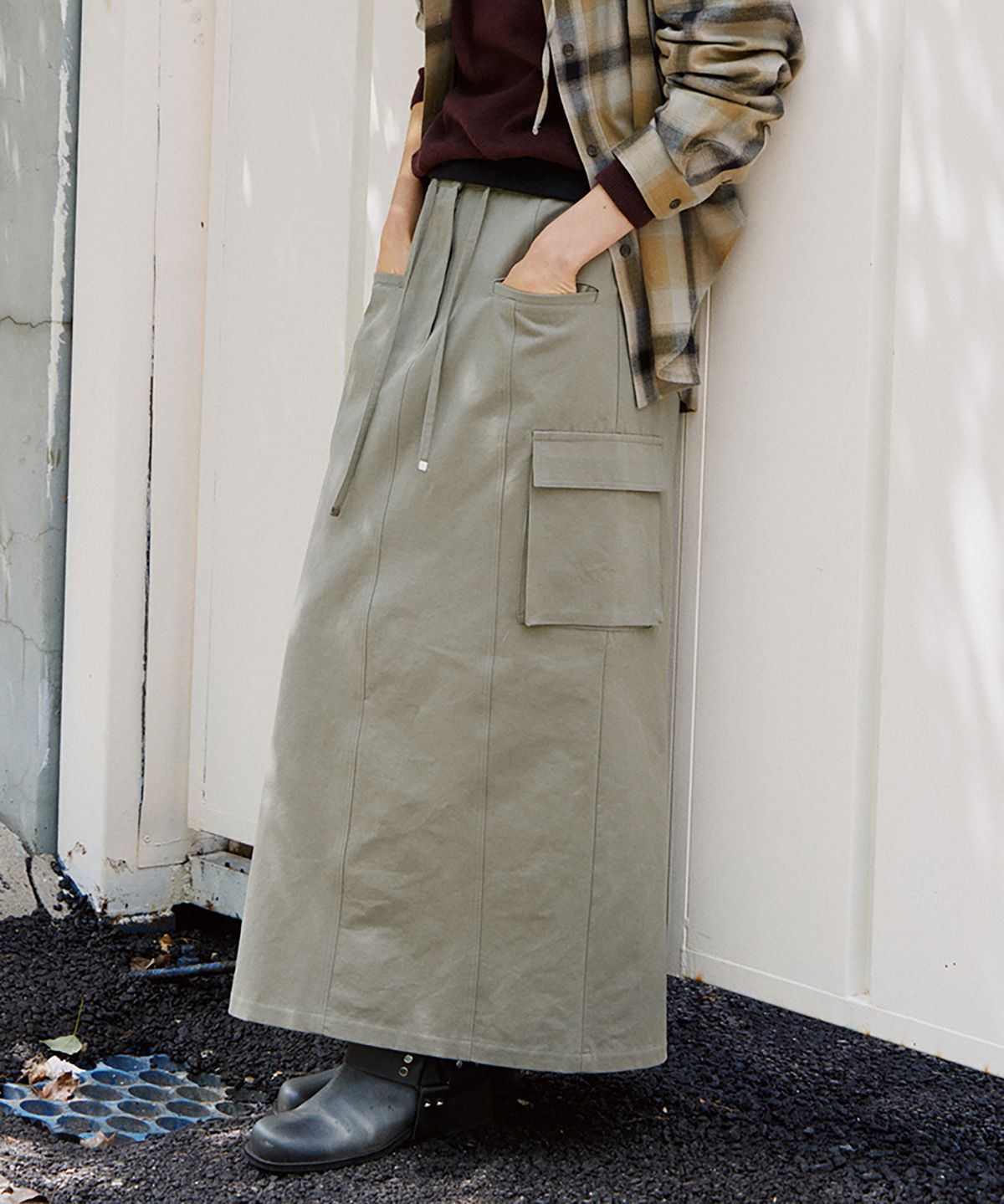 노우드(NOEUD) SK015 Urban Flap Long Skirt (Khaki)
