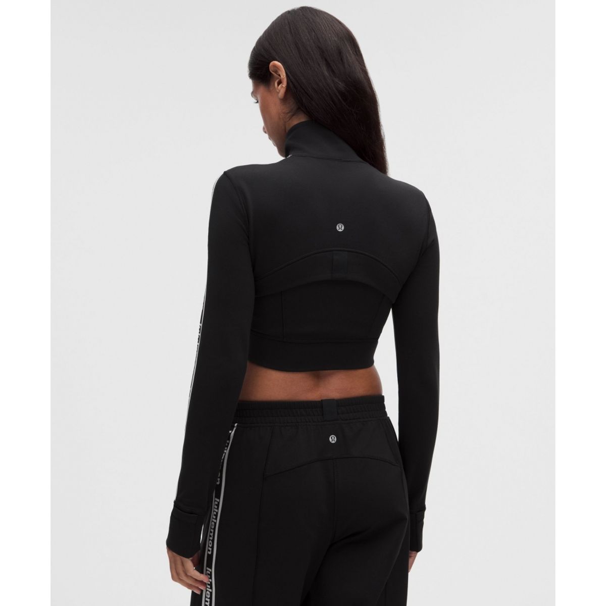 룰루레몬(LULULEMON) 디파인 Luon 크롭 트랙 재킷 *워드마크  BLK LTIV
