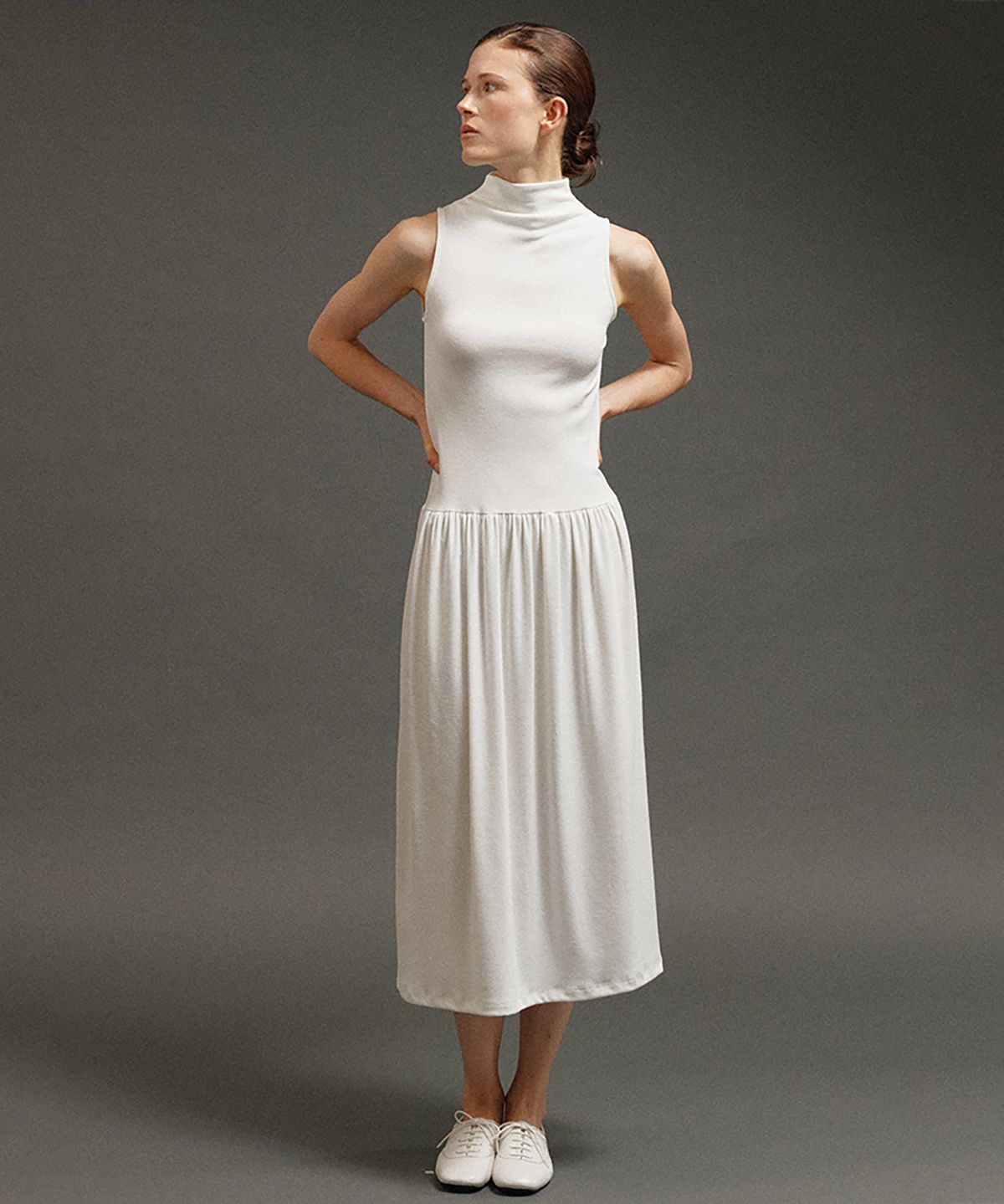 노우드(NOEUD) DR011 Drop-Waist Shirring Dress (Ivory)